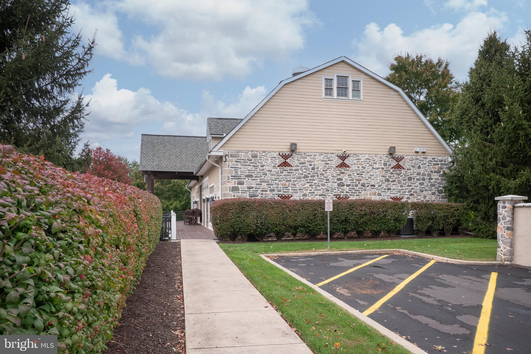 FOUR SEASONS AT FARM - Residential