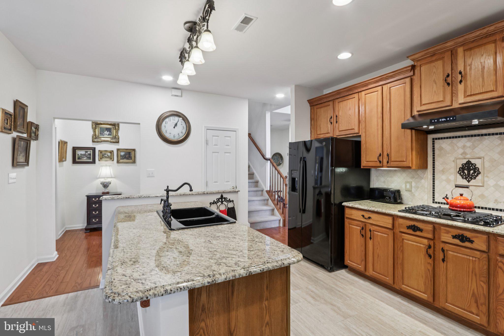 FOUR SEASONS AT FARM - Residential