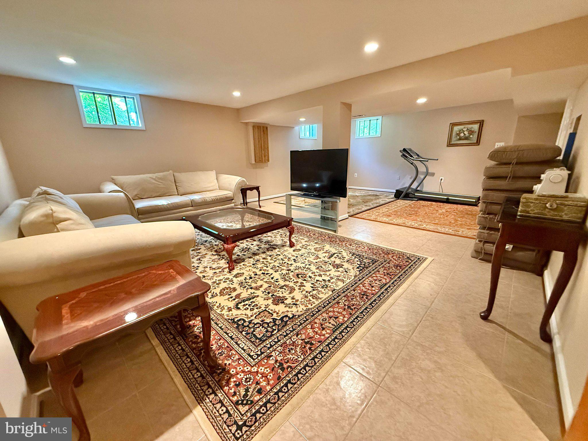 BURKE CENTRE CONSERVANCY - Residential