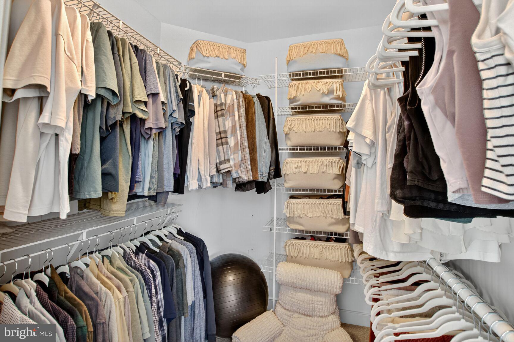 QUINCE ORCHARD KNOLLS - Residential Lease