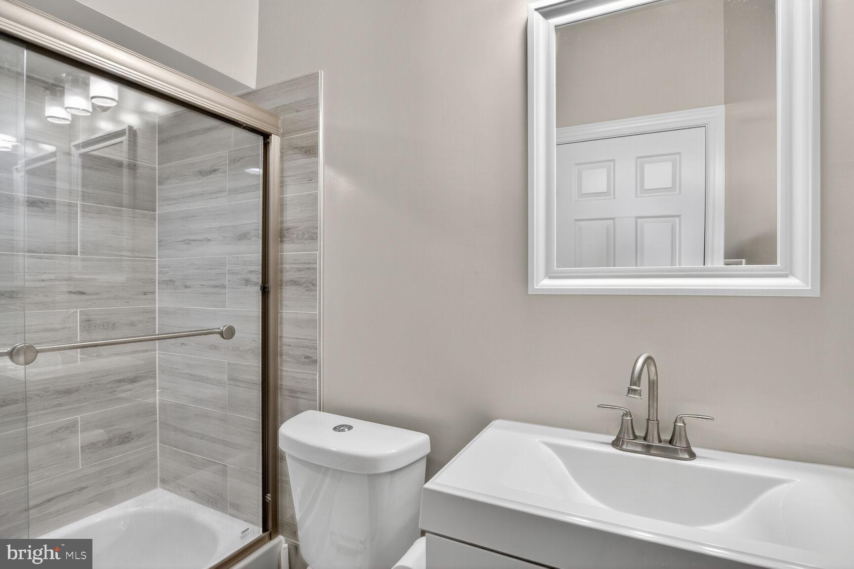 QUINCE ORCHARD KNOLLS - Residential Lease