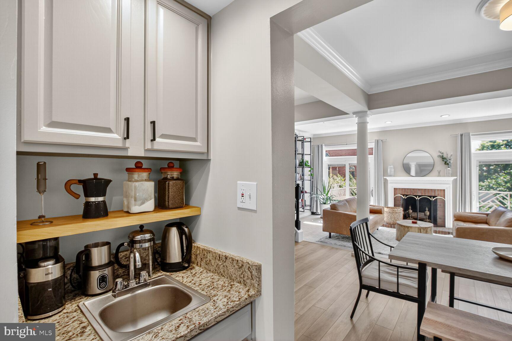 QUINCE ORCHARD KNOLLS - Residential Lease