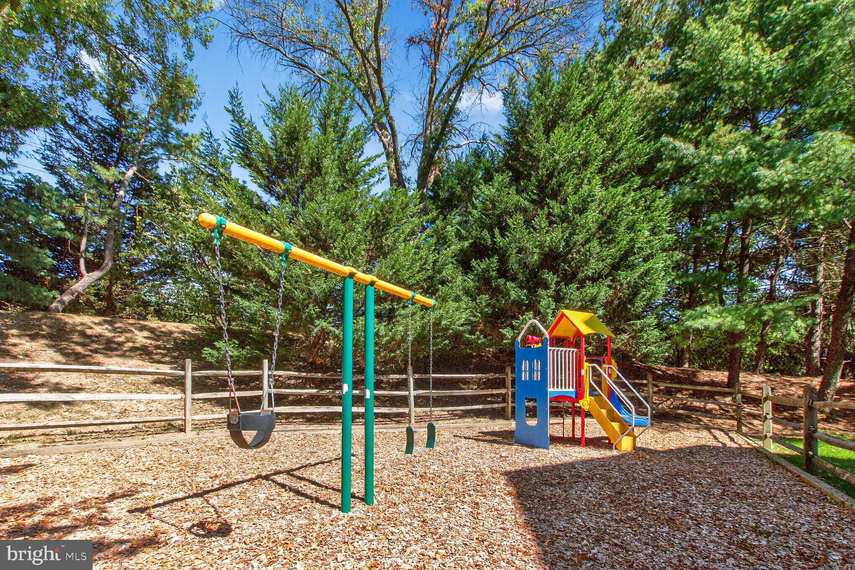 QUINCE ORCHARD KNOLLS - Residential Lease