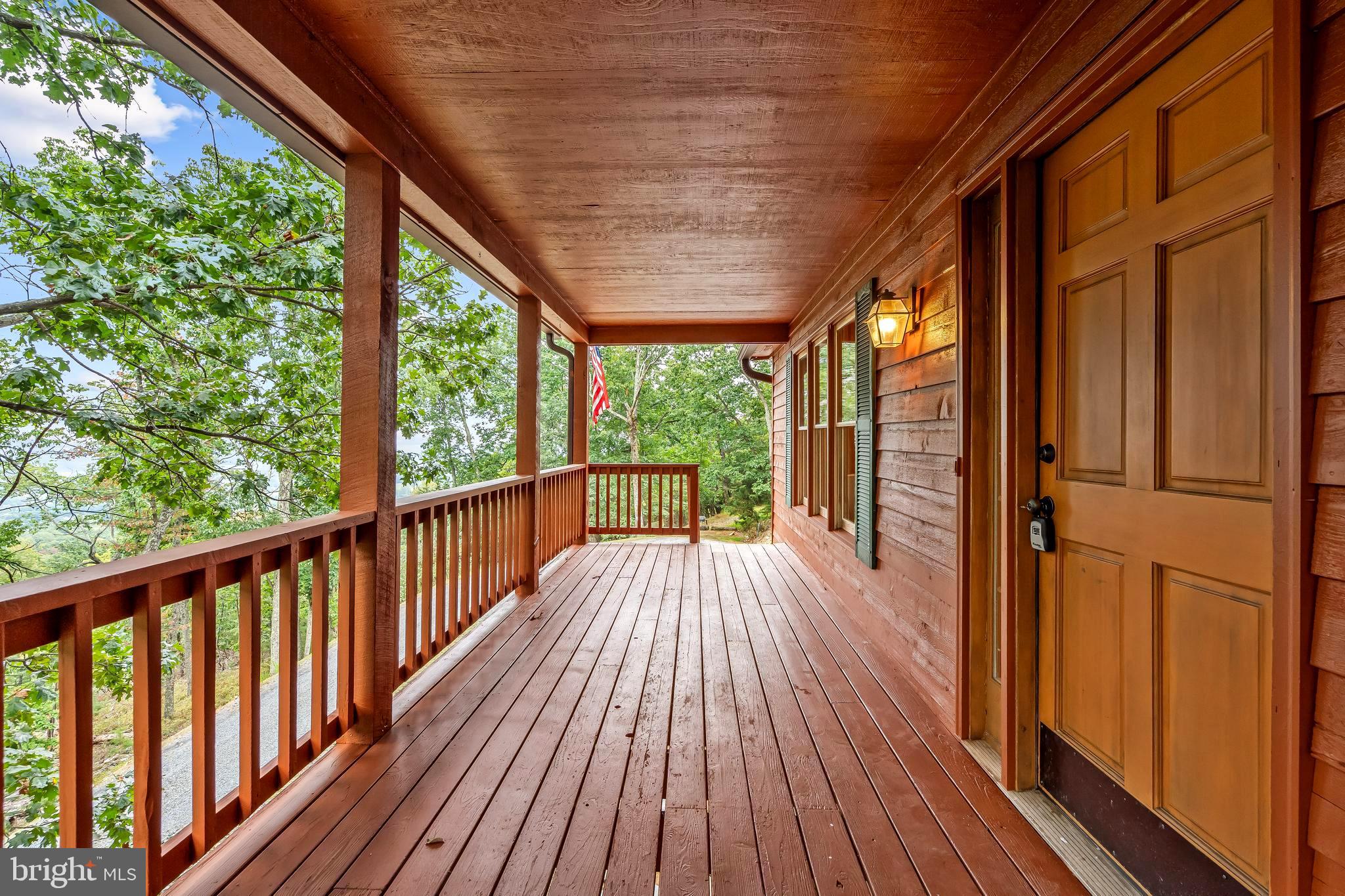 BULL RUN MOUNTAIN ESTATE - Residential