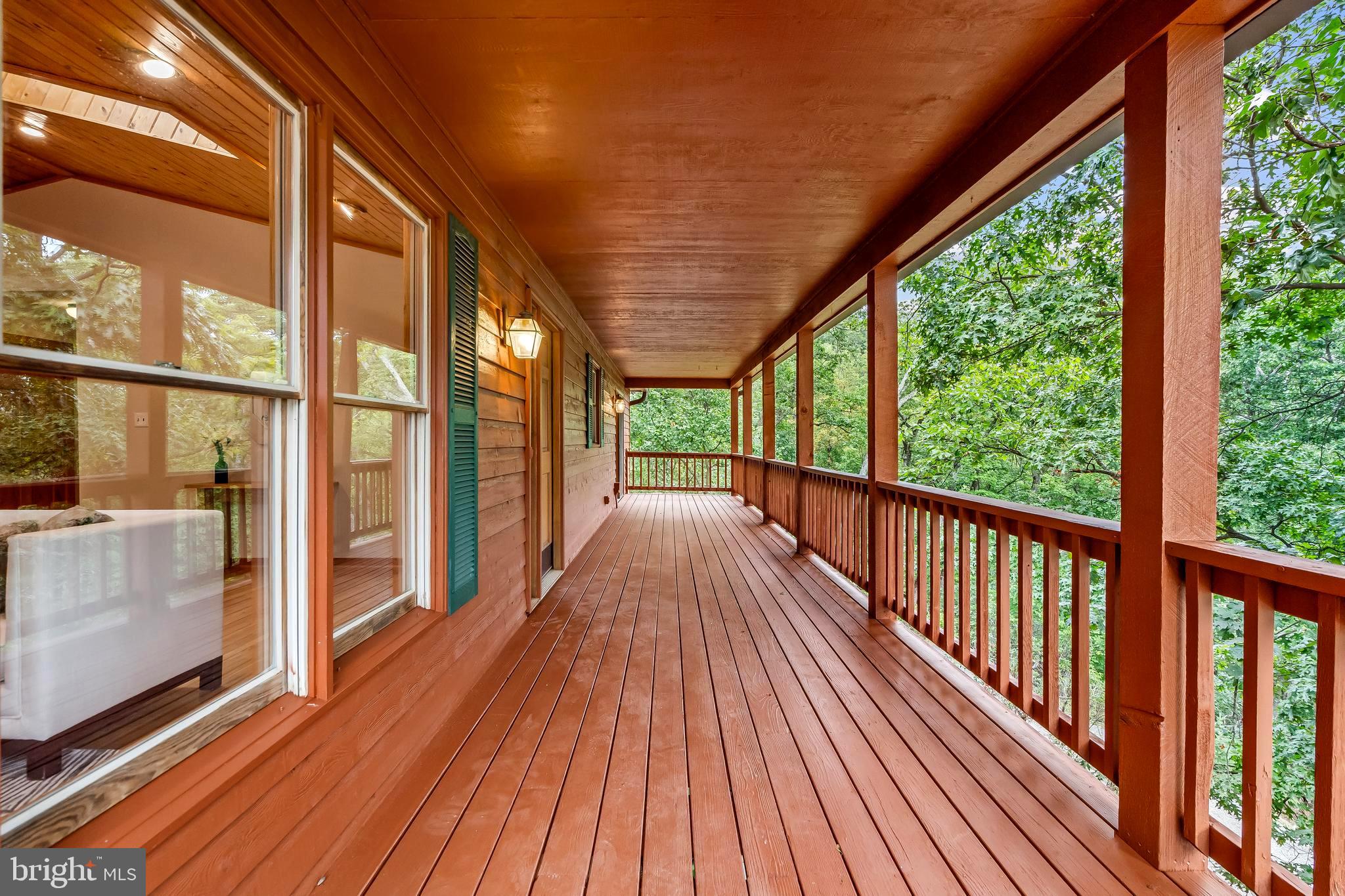 BULL RUN MOUNTAIN ESTATE - Residential