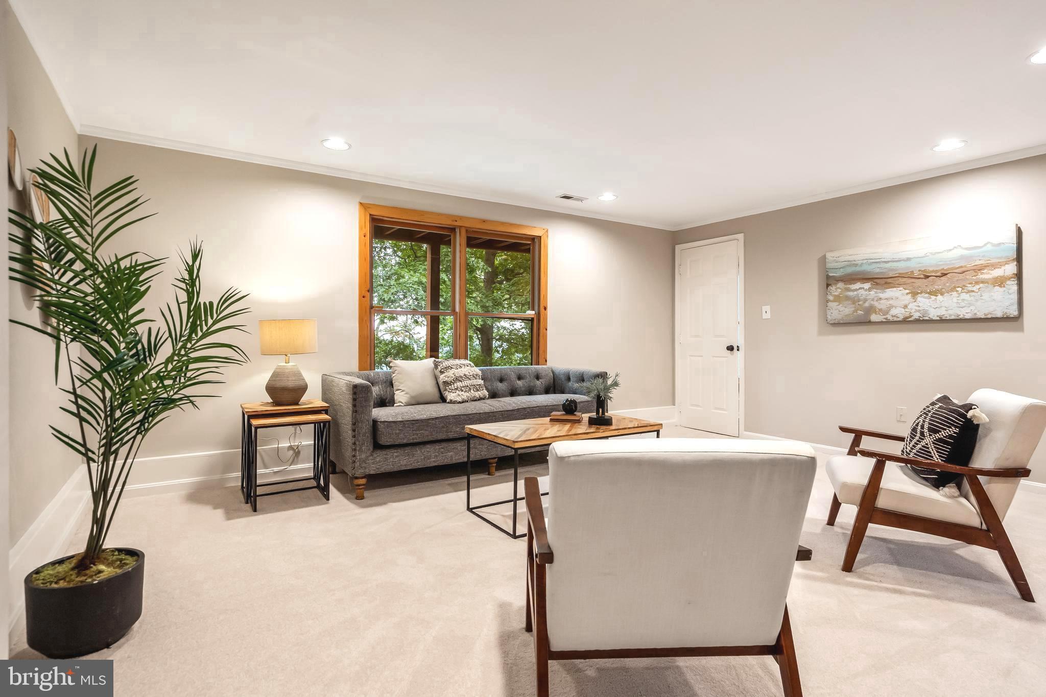 BULL RUN MOUNTAIN ESTATE - Residential