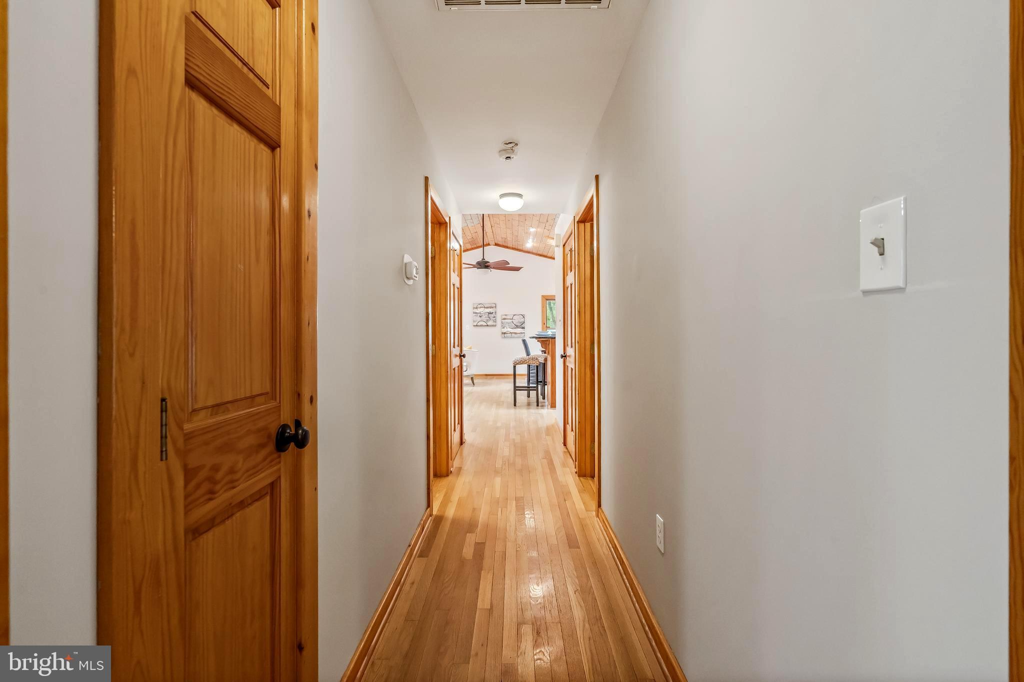 BULL RUN MOUNTAIN ESTATE - Residential