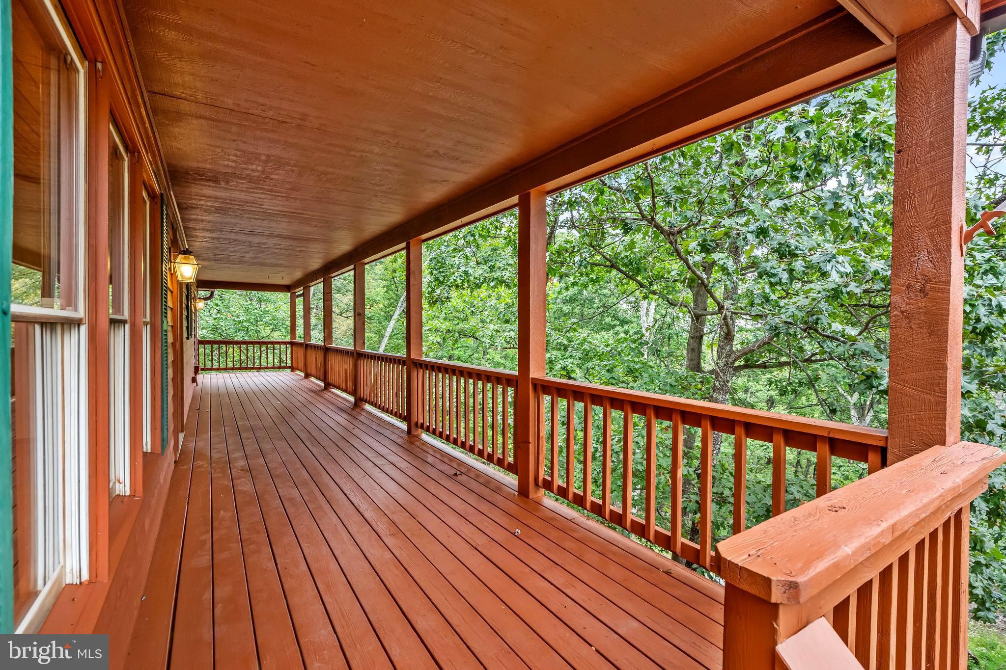 BULL RUN MOUNTAIN ESTATE - Residential