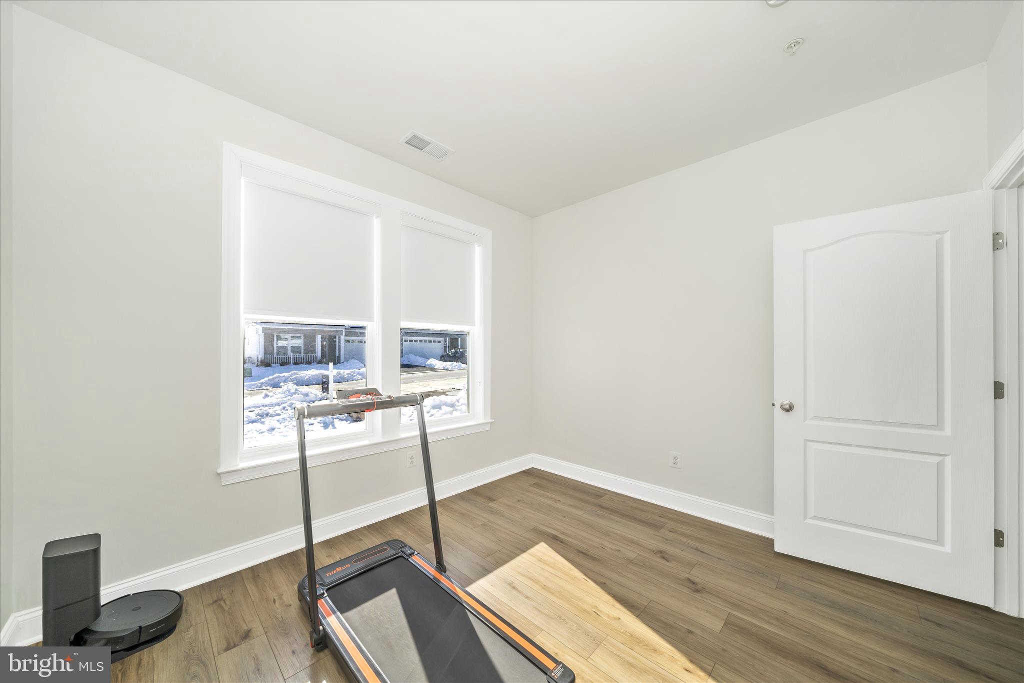 ROSEHILL MANOR - Residential