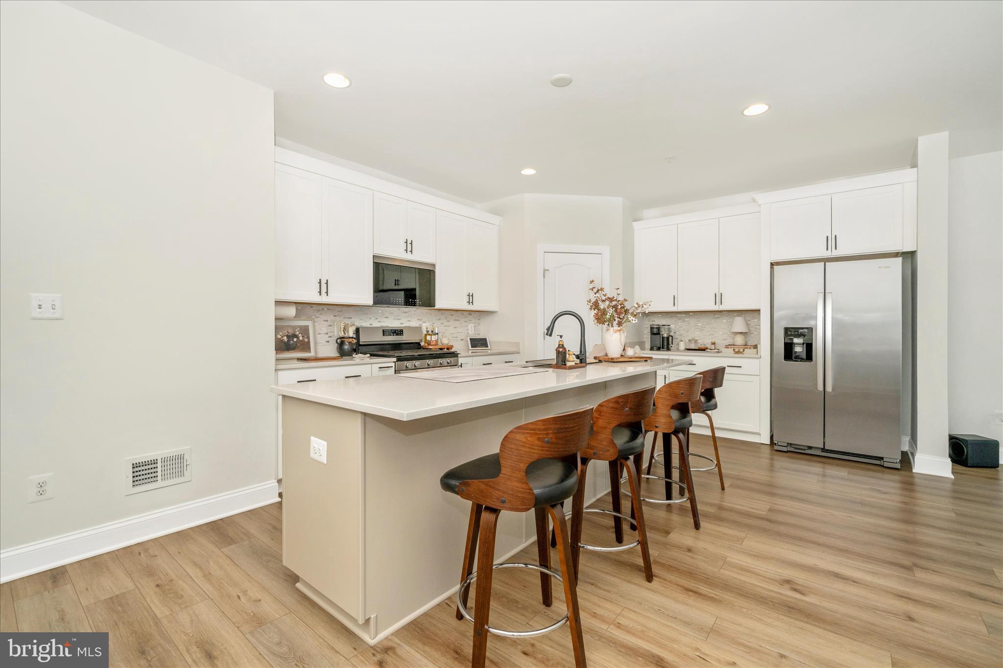 ROSEHILL MANOR - Residential