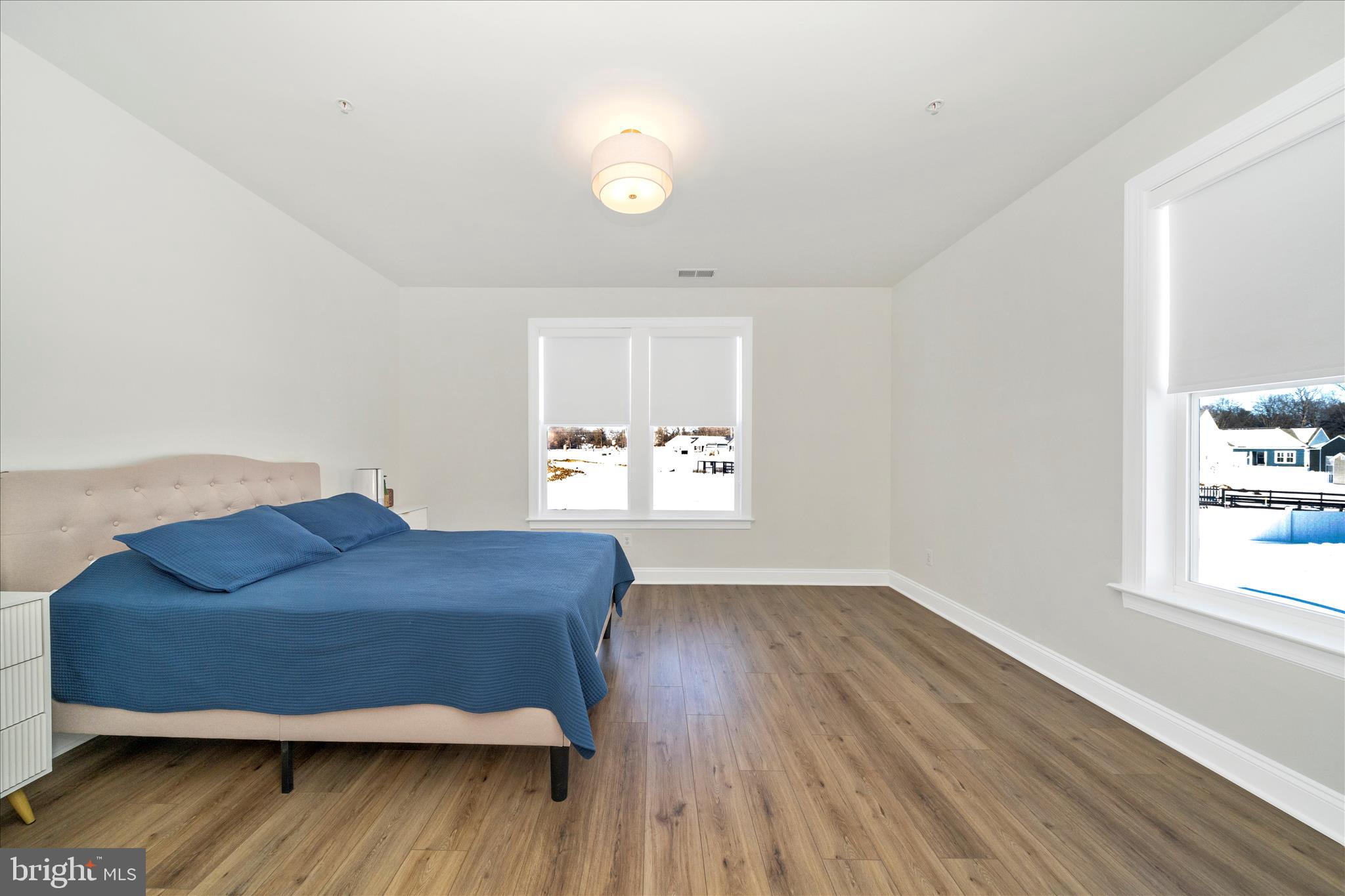 ROSEHILL MANOR - Residential