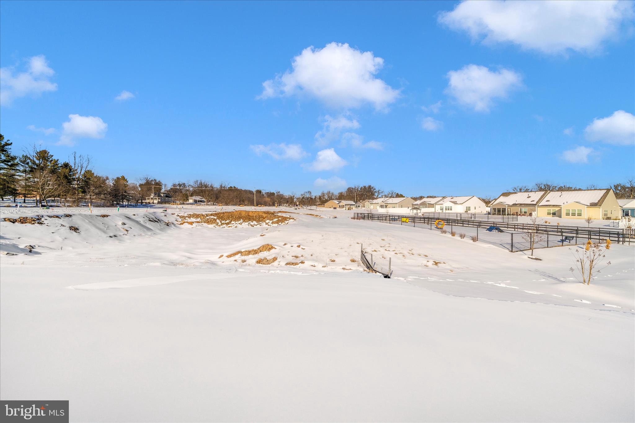 ROSEHILL MANOR - Residential