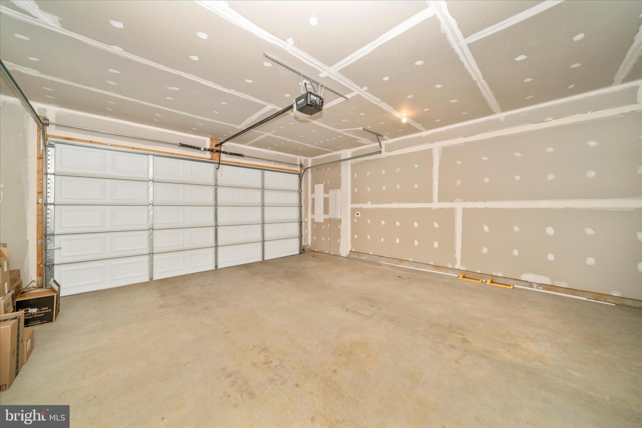 ROSEHILL MANOR - Residential