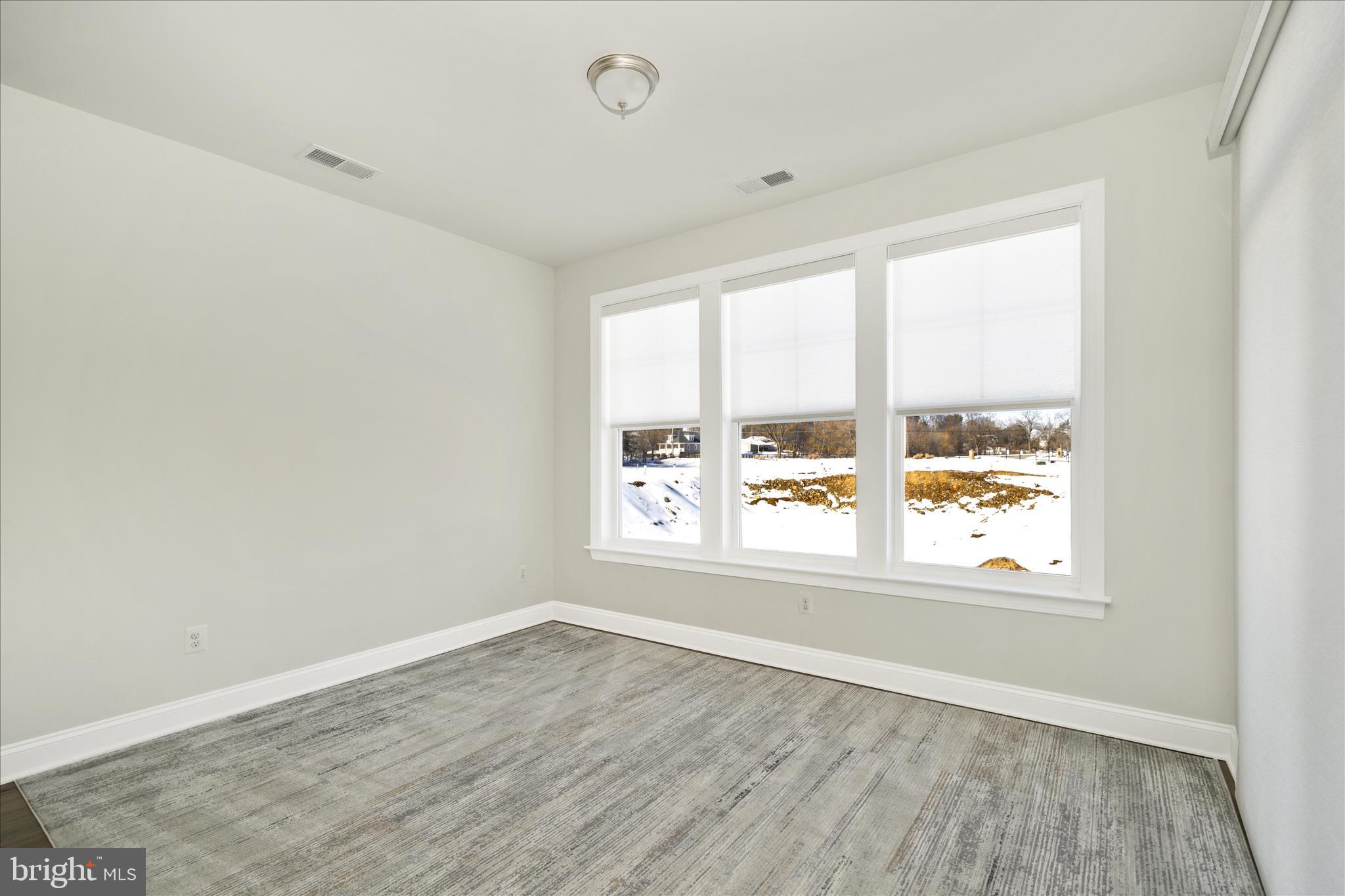 ROSEHILL MANOR - Residential