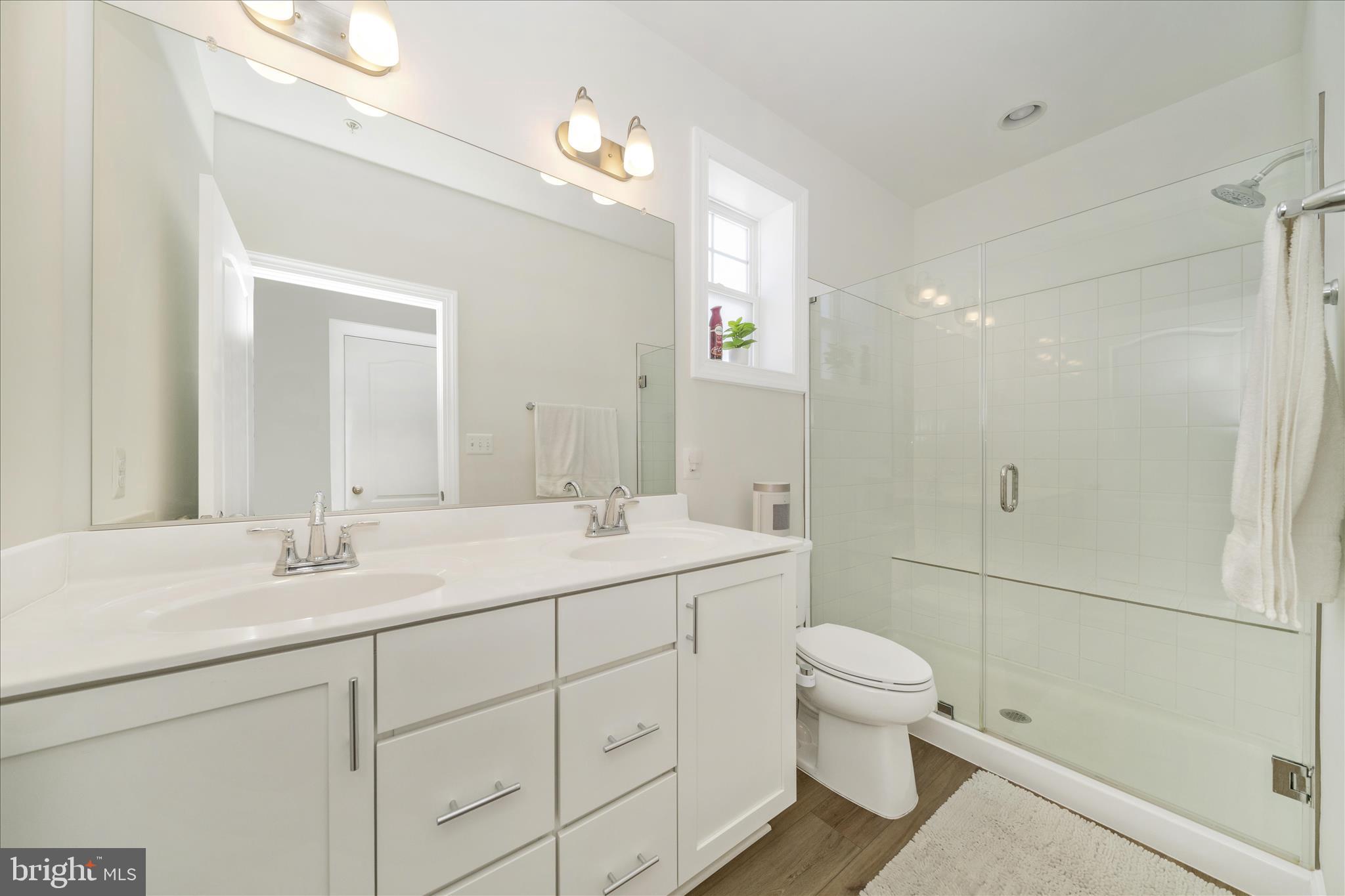 ROSEHILL MANOR - Residential