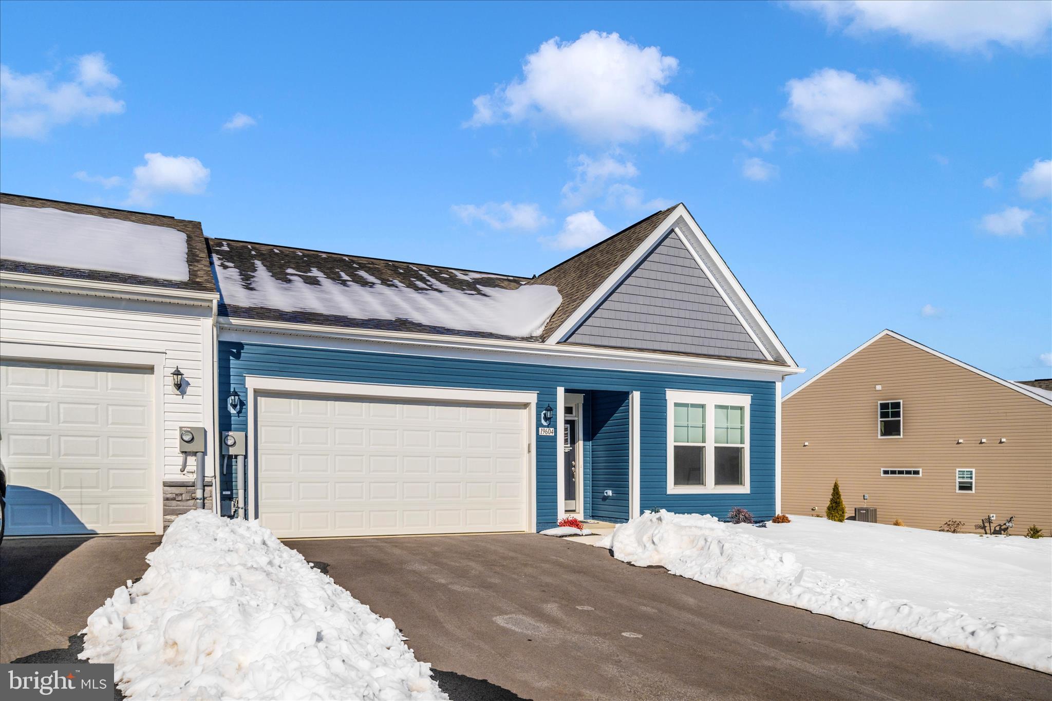 ROSEHILL MANOR - Residential