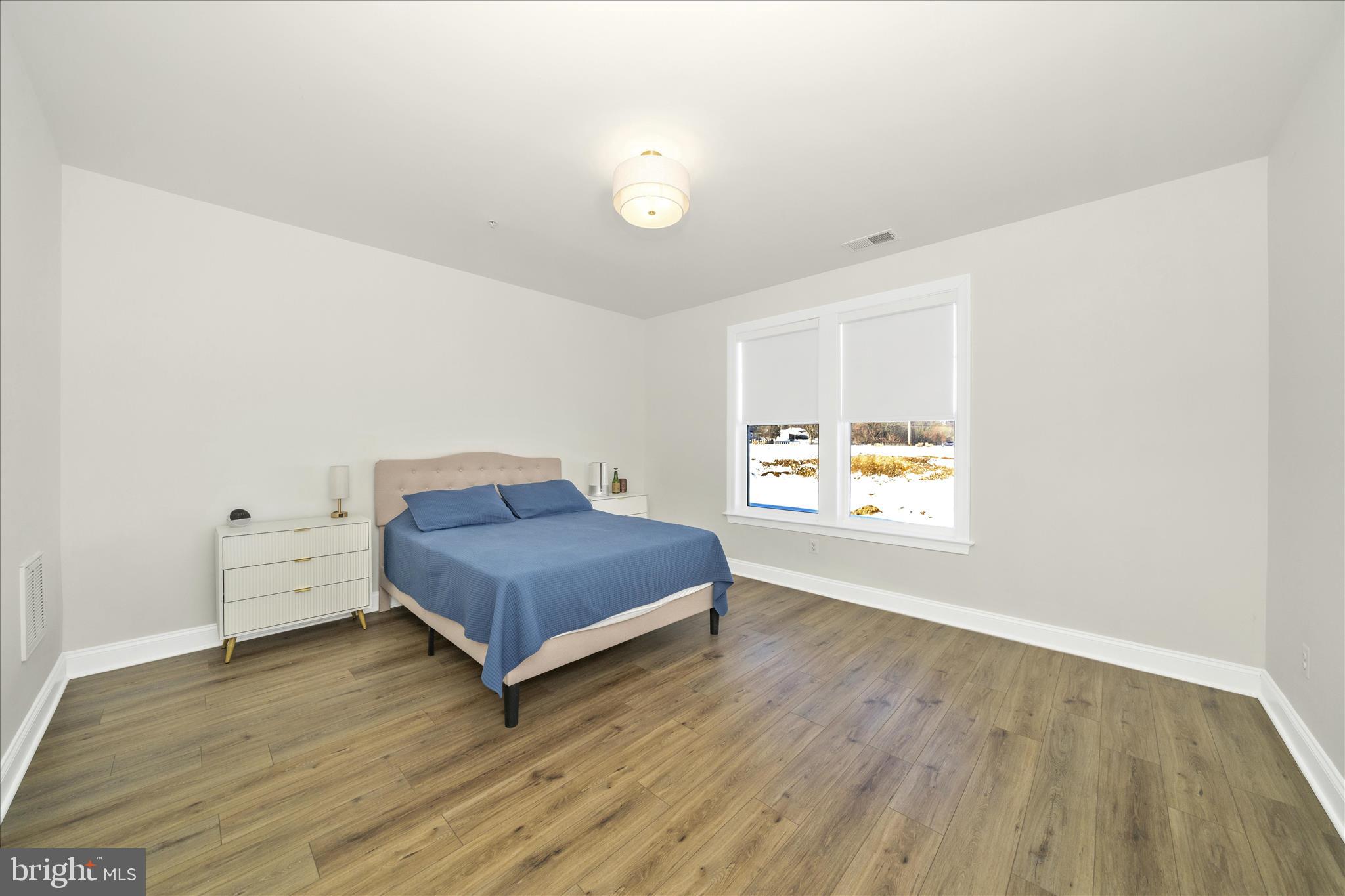 ROSEHILL MANOR - Residential