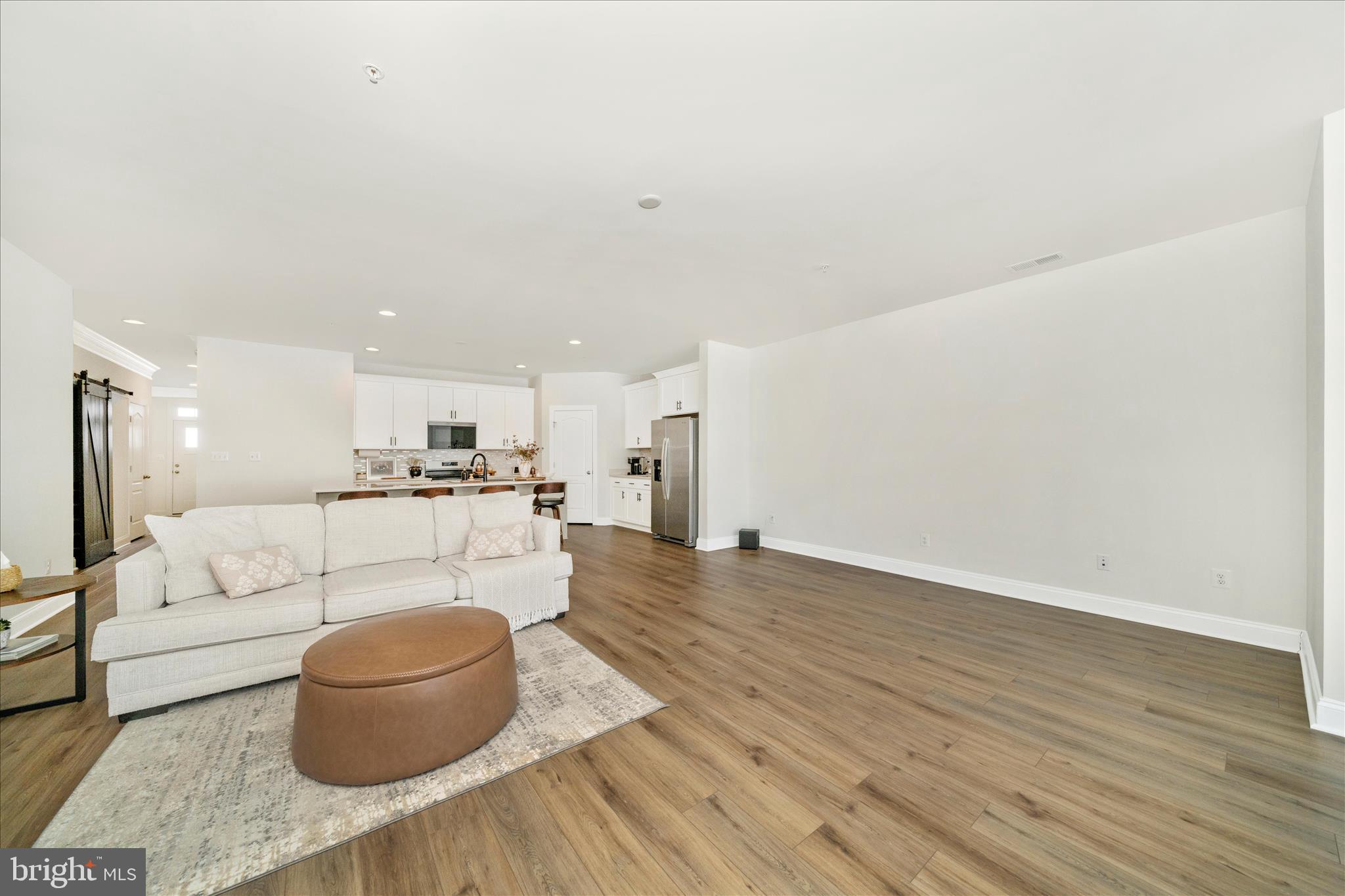 ROSEHILL MANOR - Residential