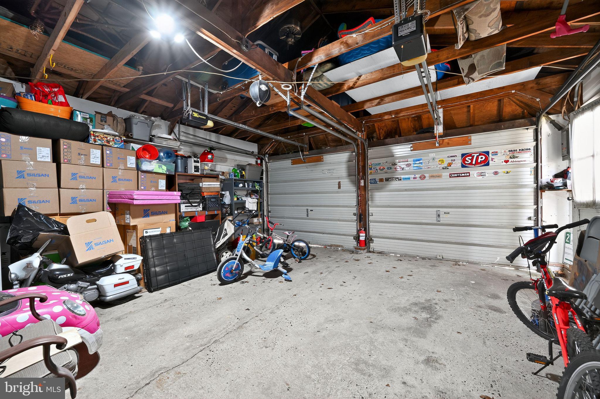 NORTH HILLS - Residential