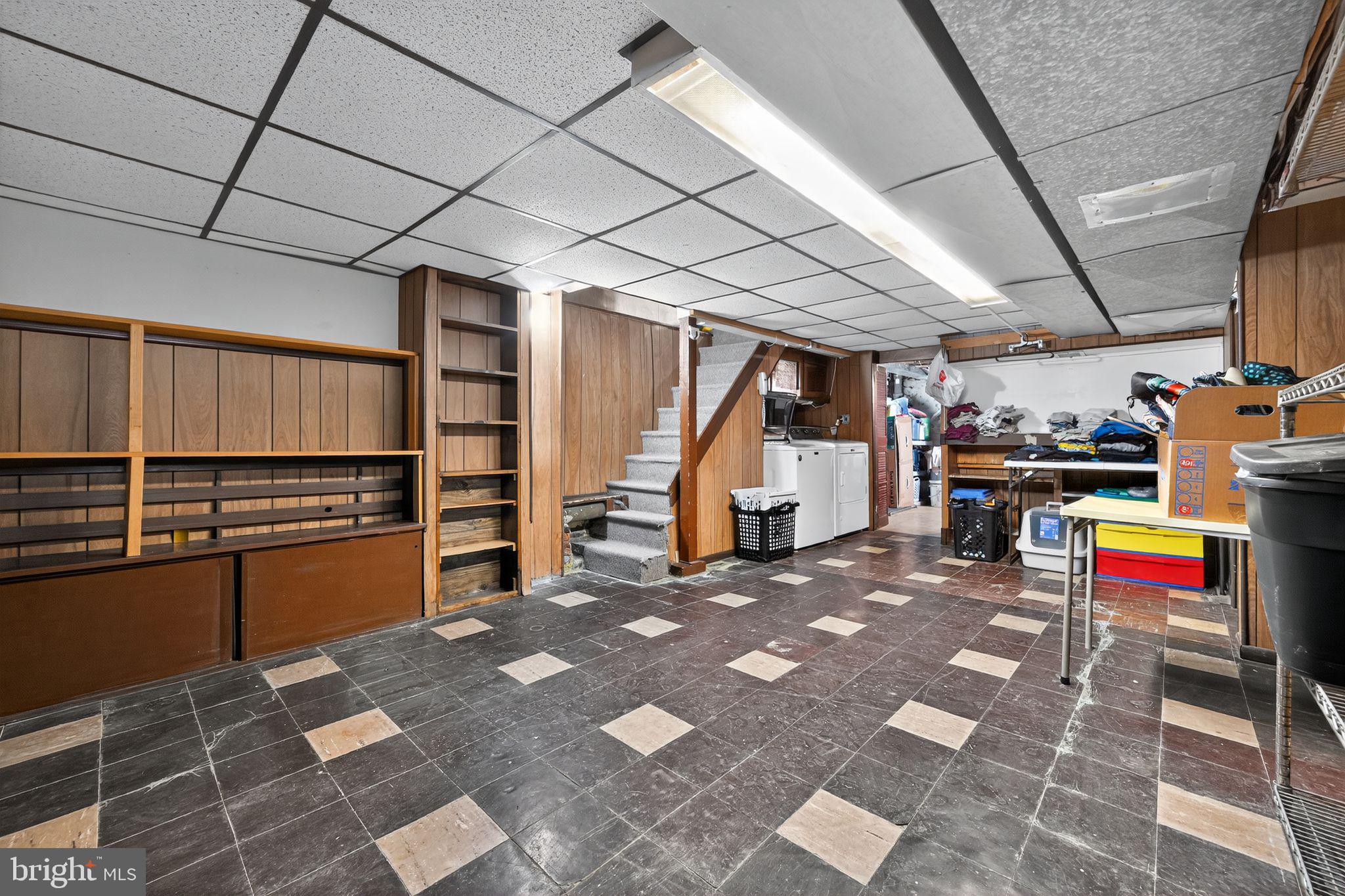 NORTH HILLS - Residential