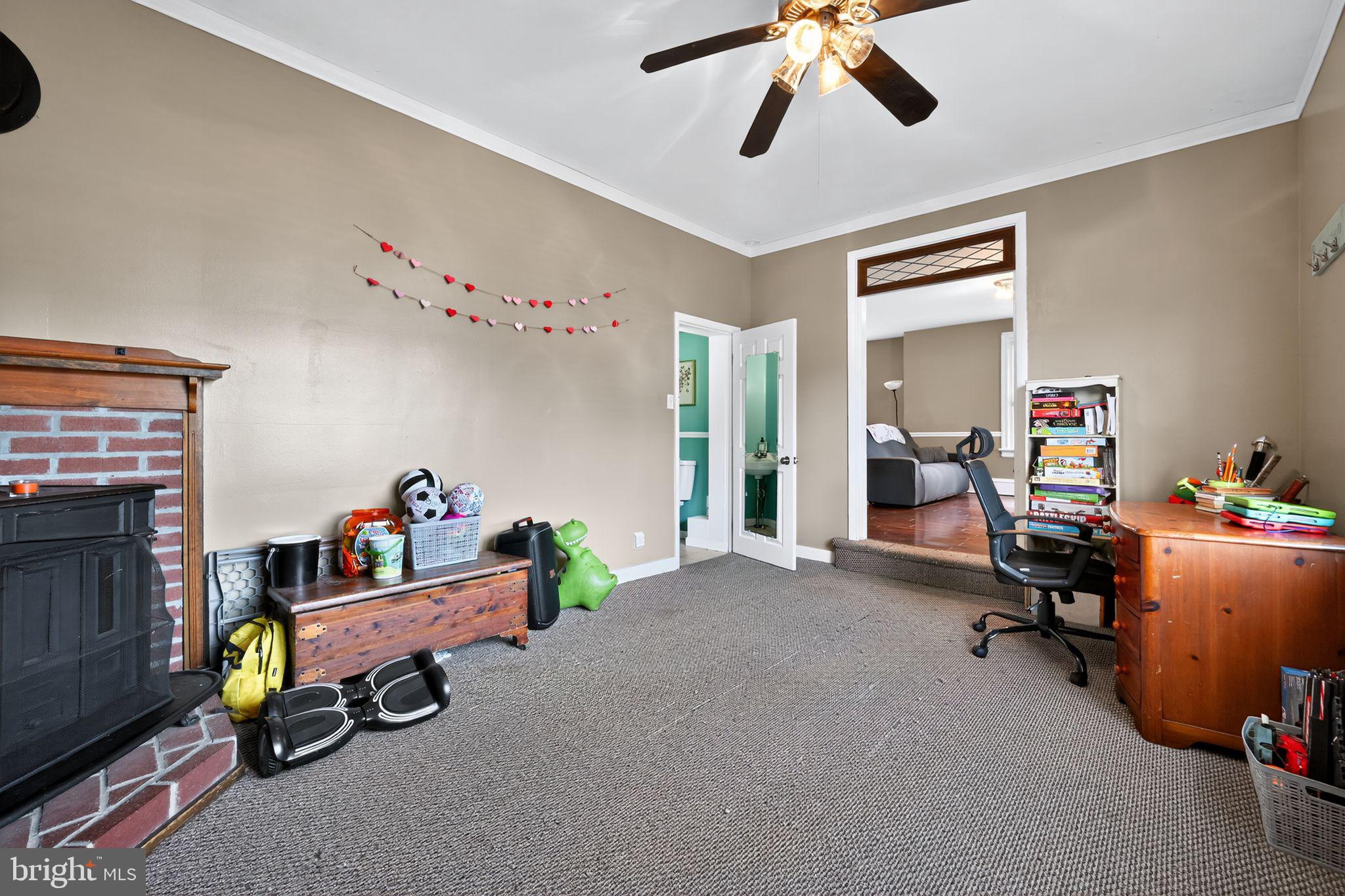 NORTH HILLS - Residential