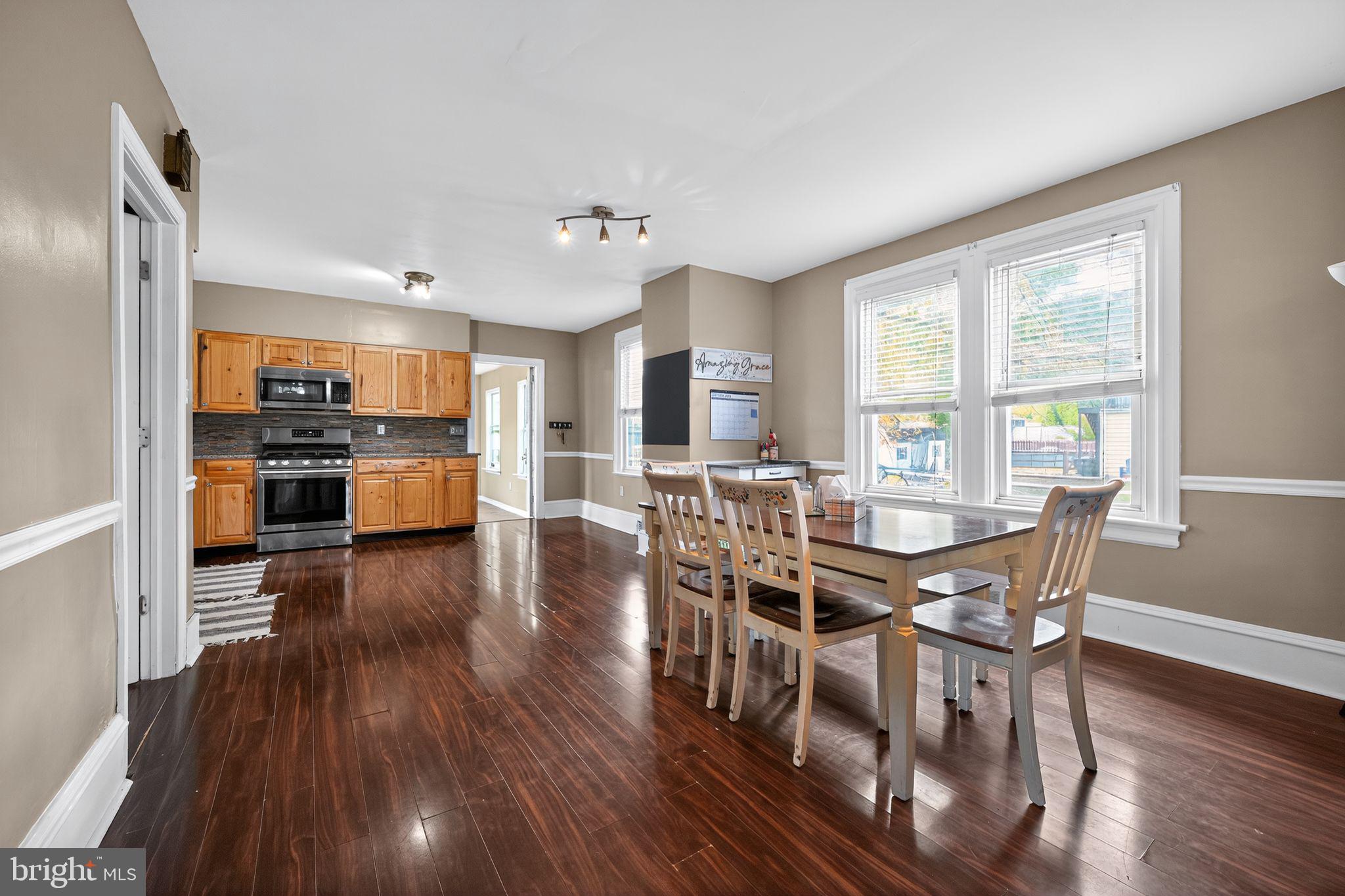 NORTH HILLS - Residential