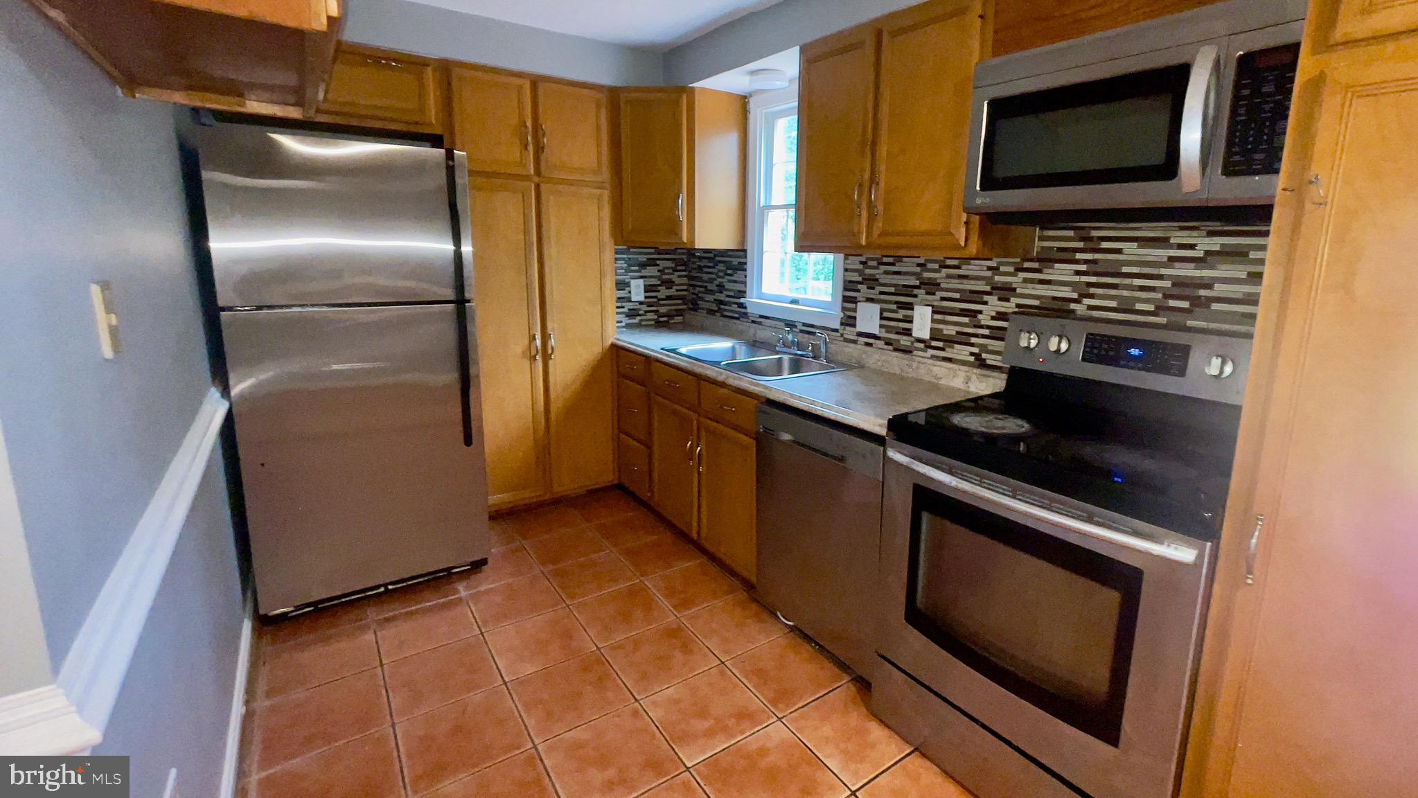 WHEATON OUT RES. (1) - Residential