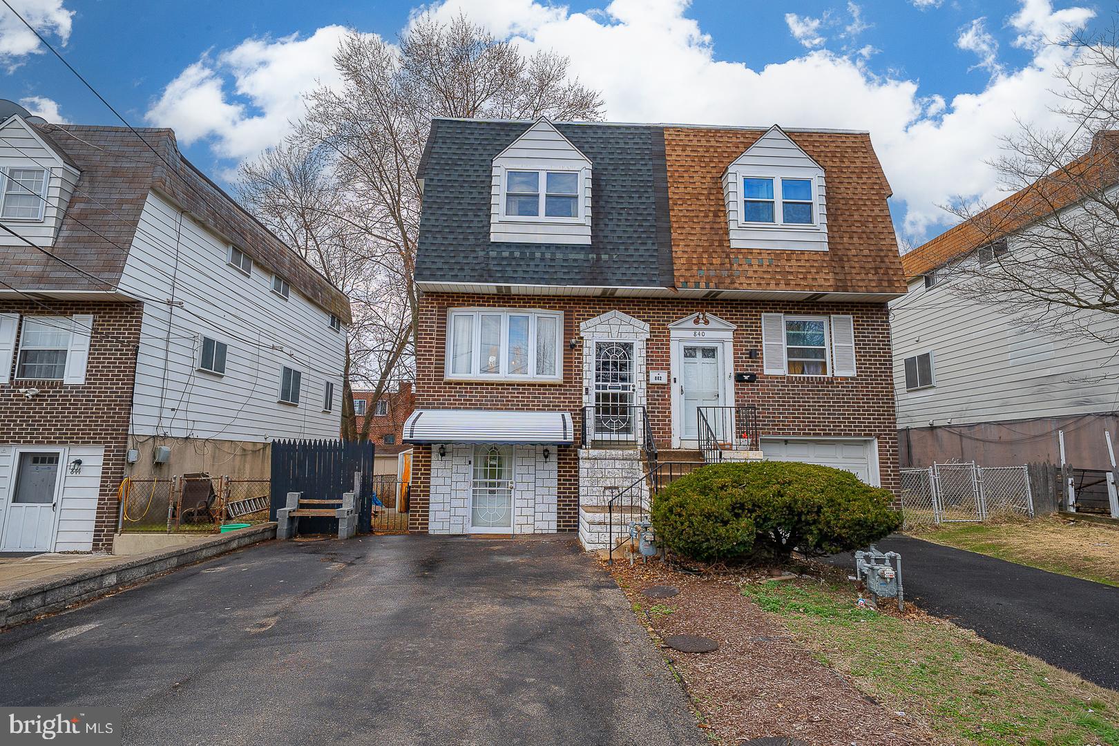 DELMAR VILLAGE - Residential