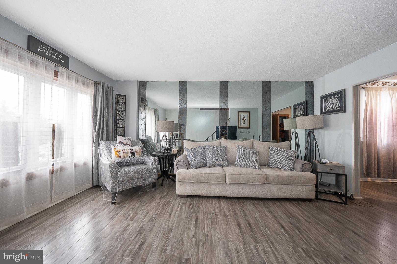 DELMAR VILLAGE - Residential