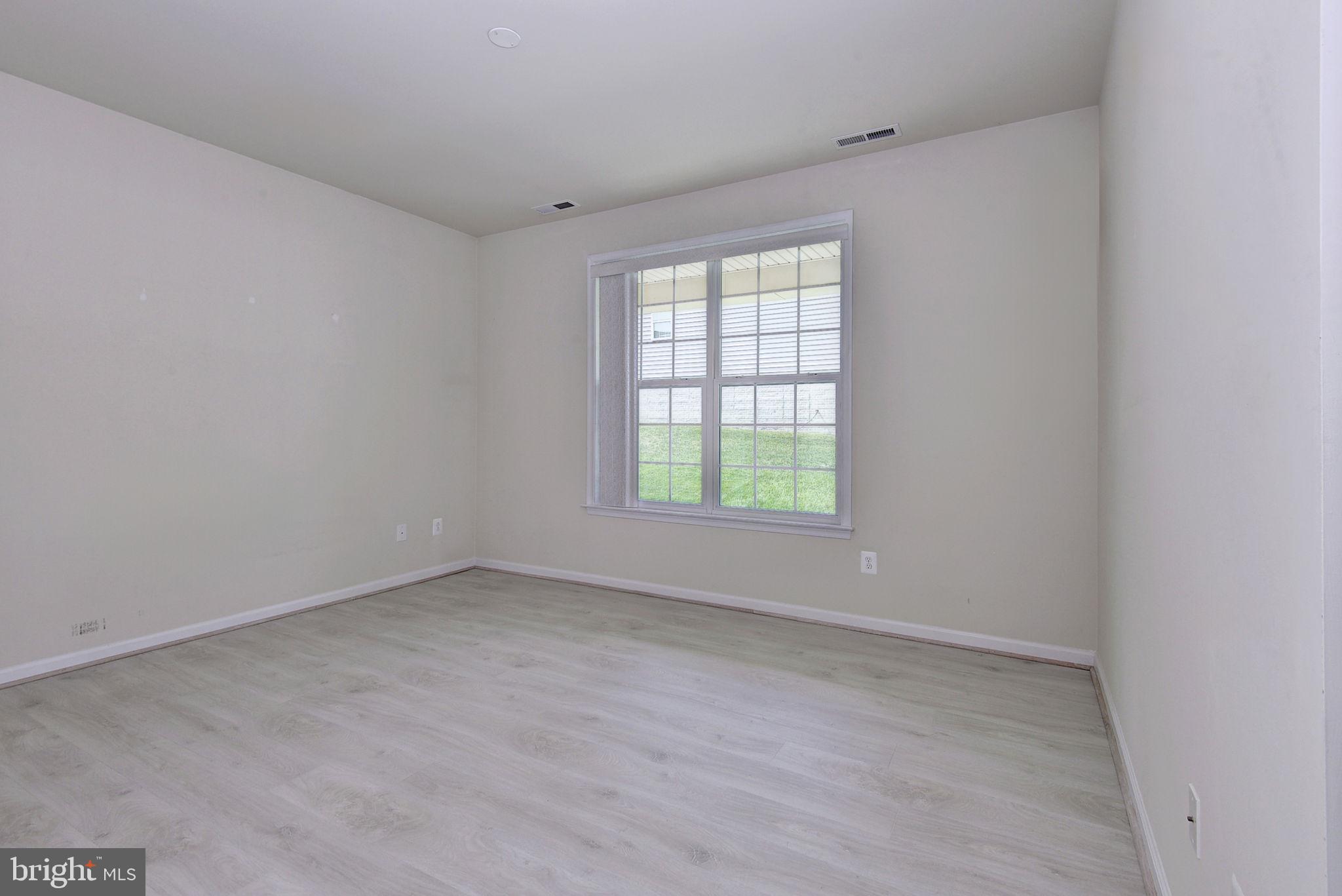 COLONIAL HERITAGE - Residential