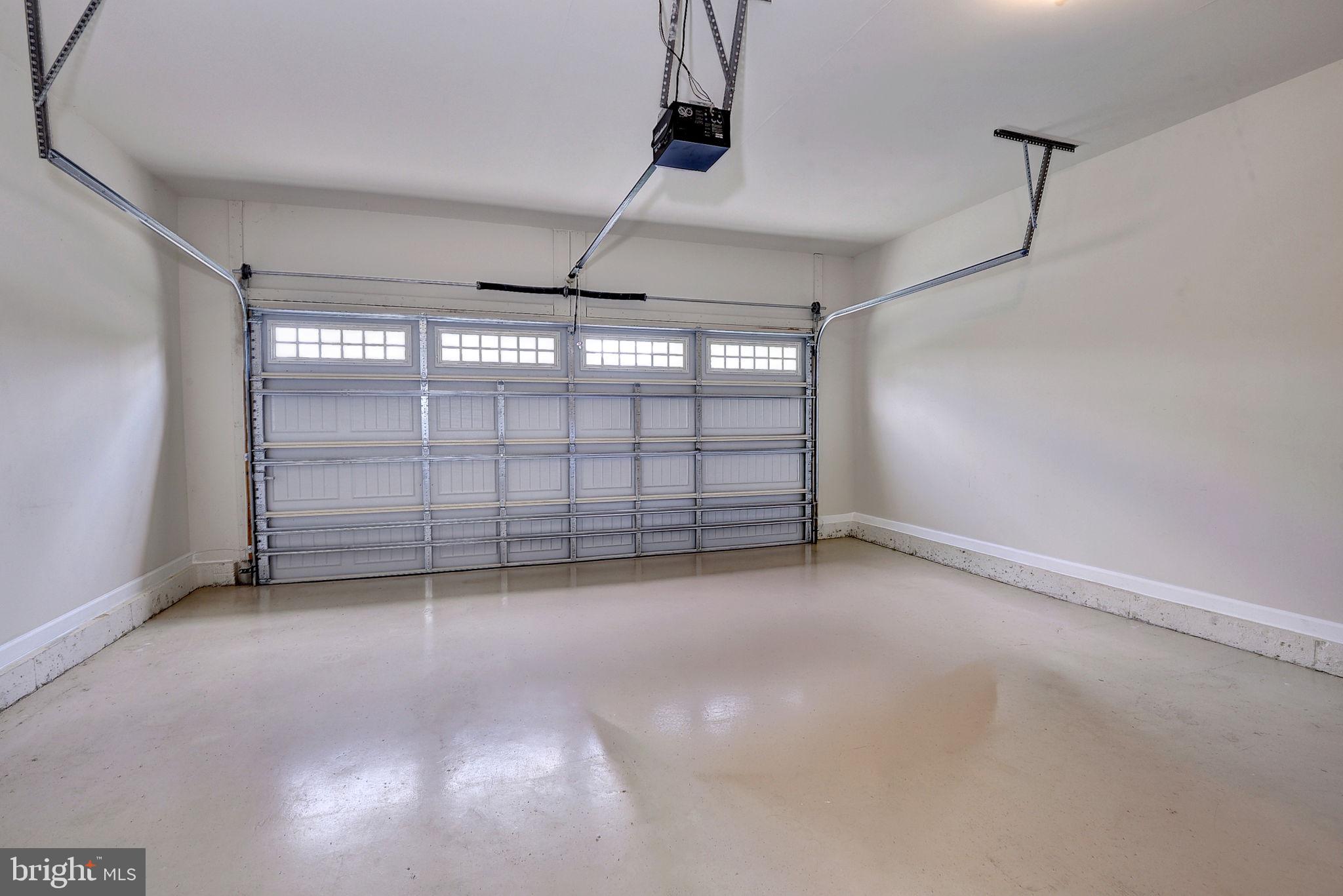 COLONIAL HERITAGE - Residential