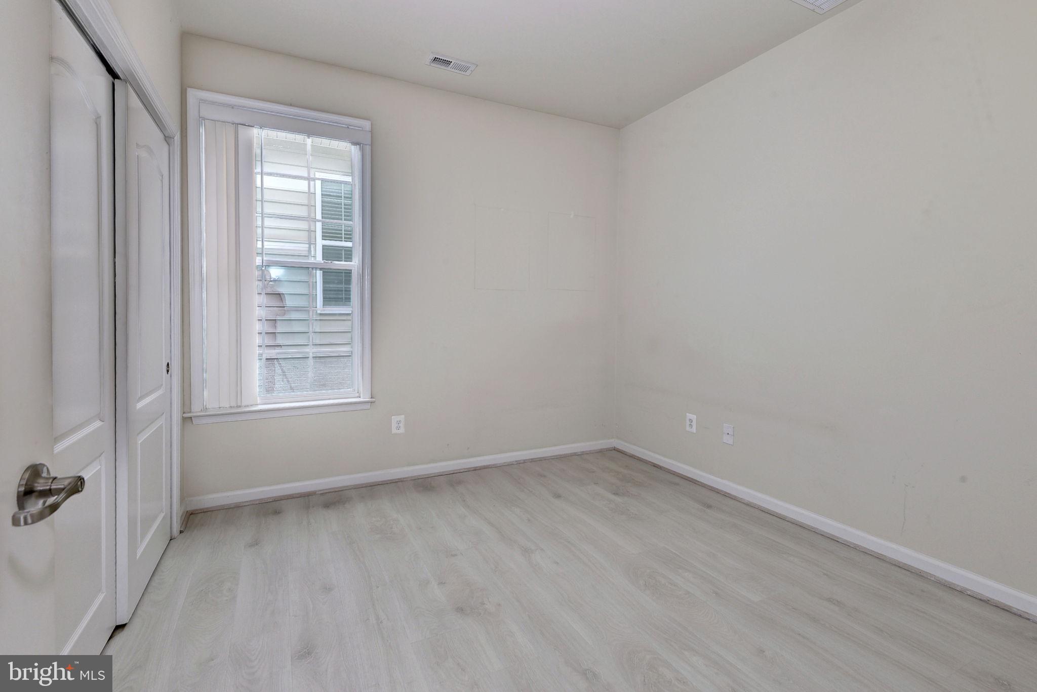 COLONIAL HERITAGE - Residential