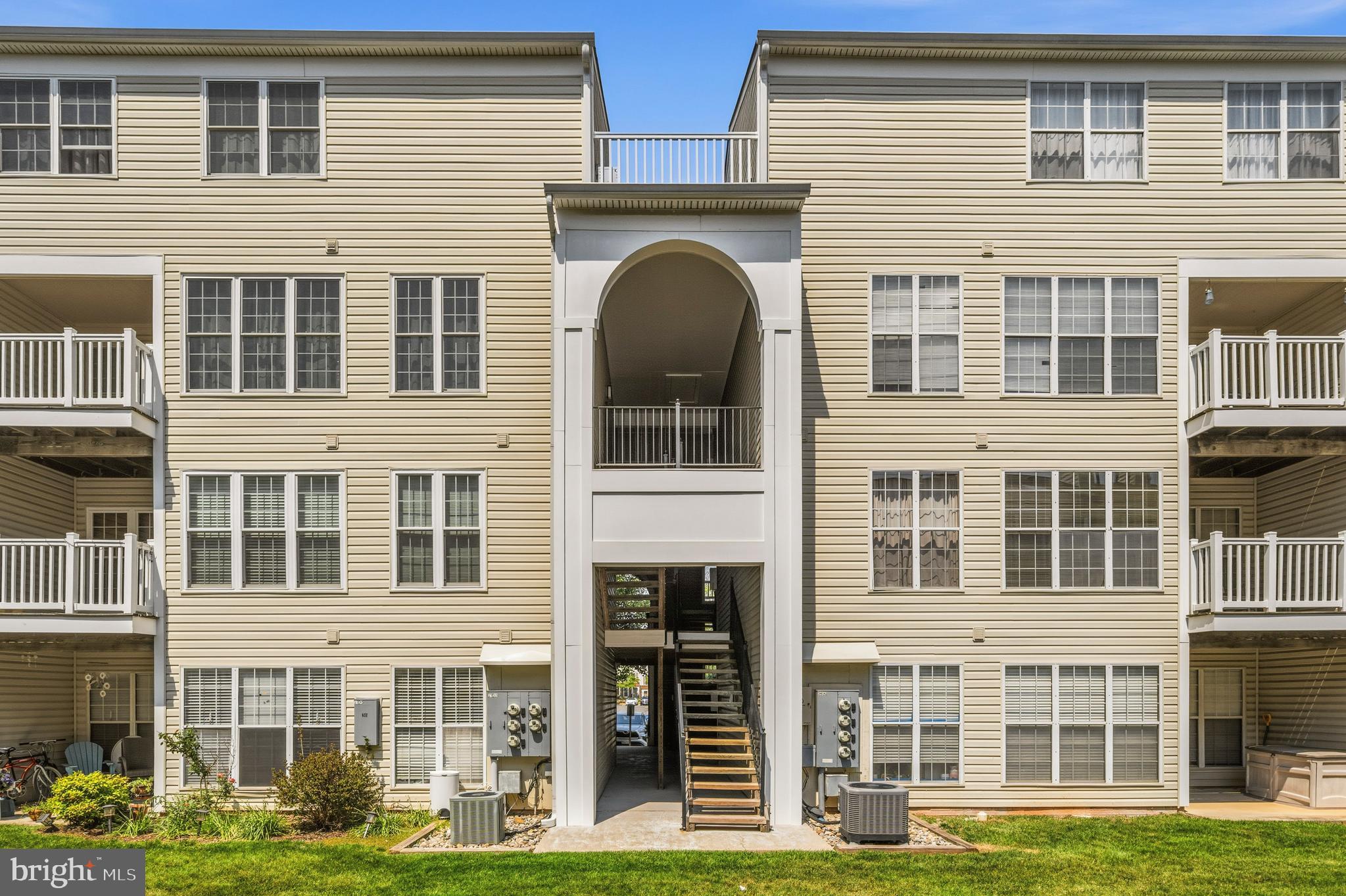 CHATHAM GREEN CONDOMINIUM - Residential
