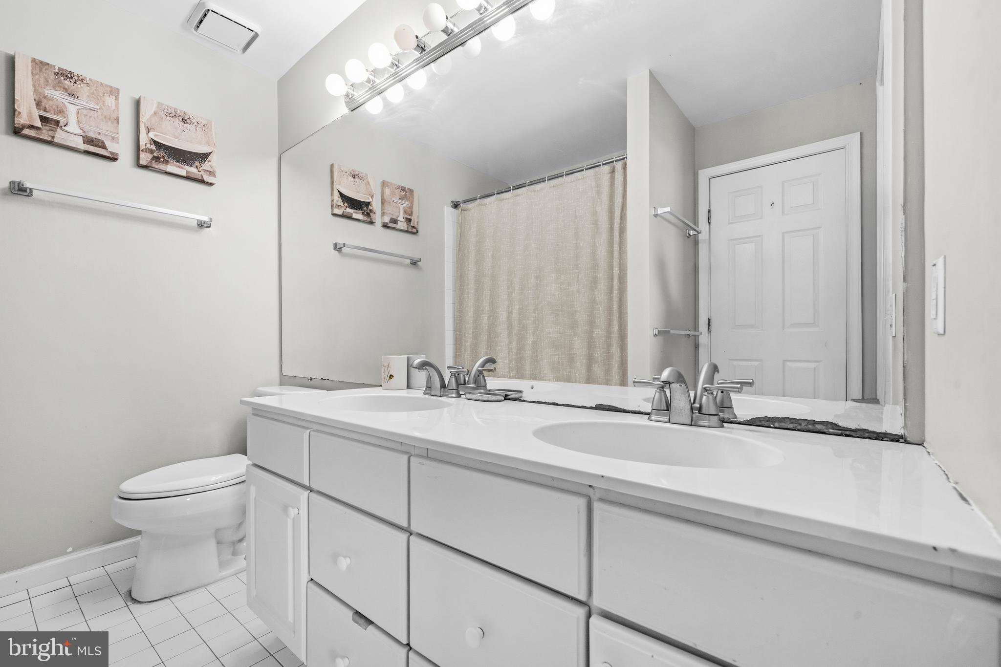 CHATHAM GREEN CONDOMINIUM - Residential