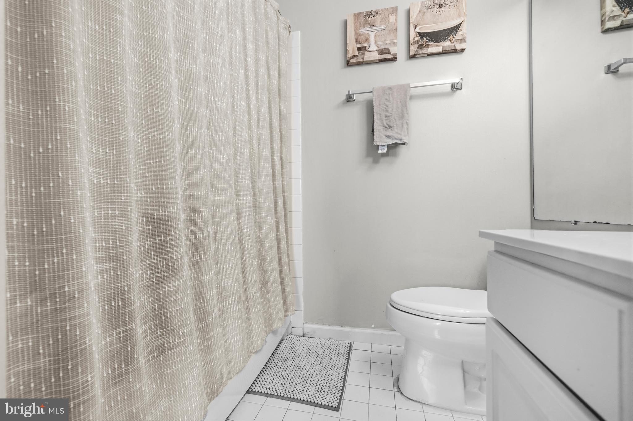 CHATHAM GREEN CONDOMINIUM - Residential