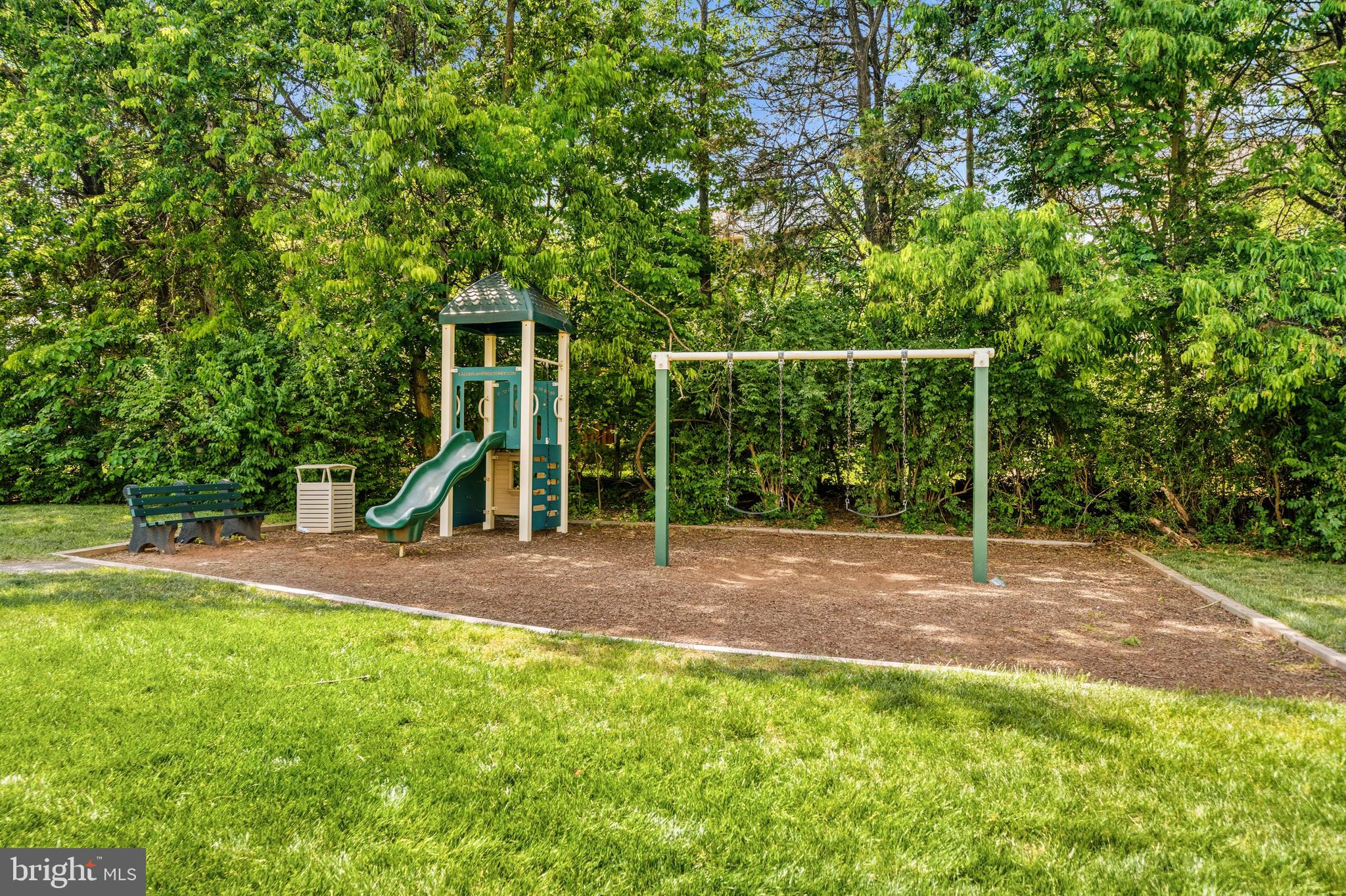 CHATHAM GREEN CONDOMINIUM - Residential