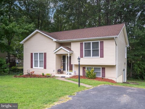 11604 HAMPSTEAD DRIVE FREDERICKSBURG VA 22407