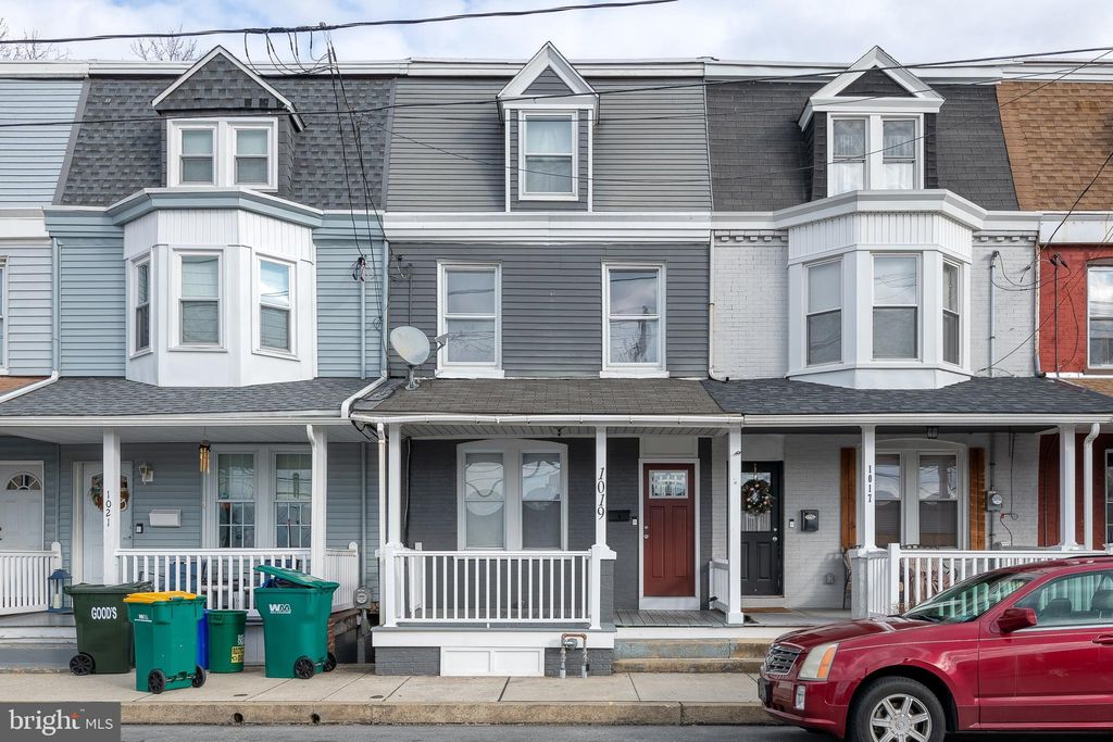 Photo of 1019 LITITZ AVE, LANCASTER, PA 17602 (MLS # PALA2030408)