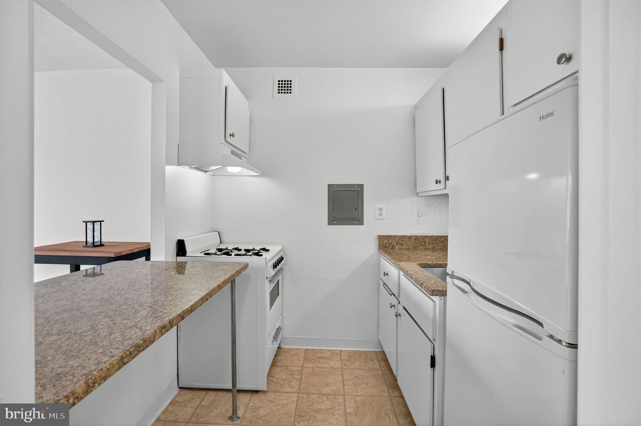 FRIENDSHIP HEIGHTS - Residential