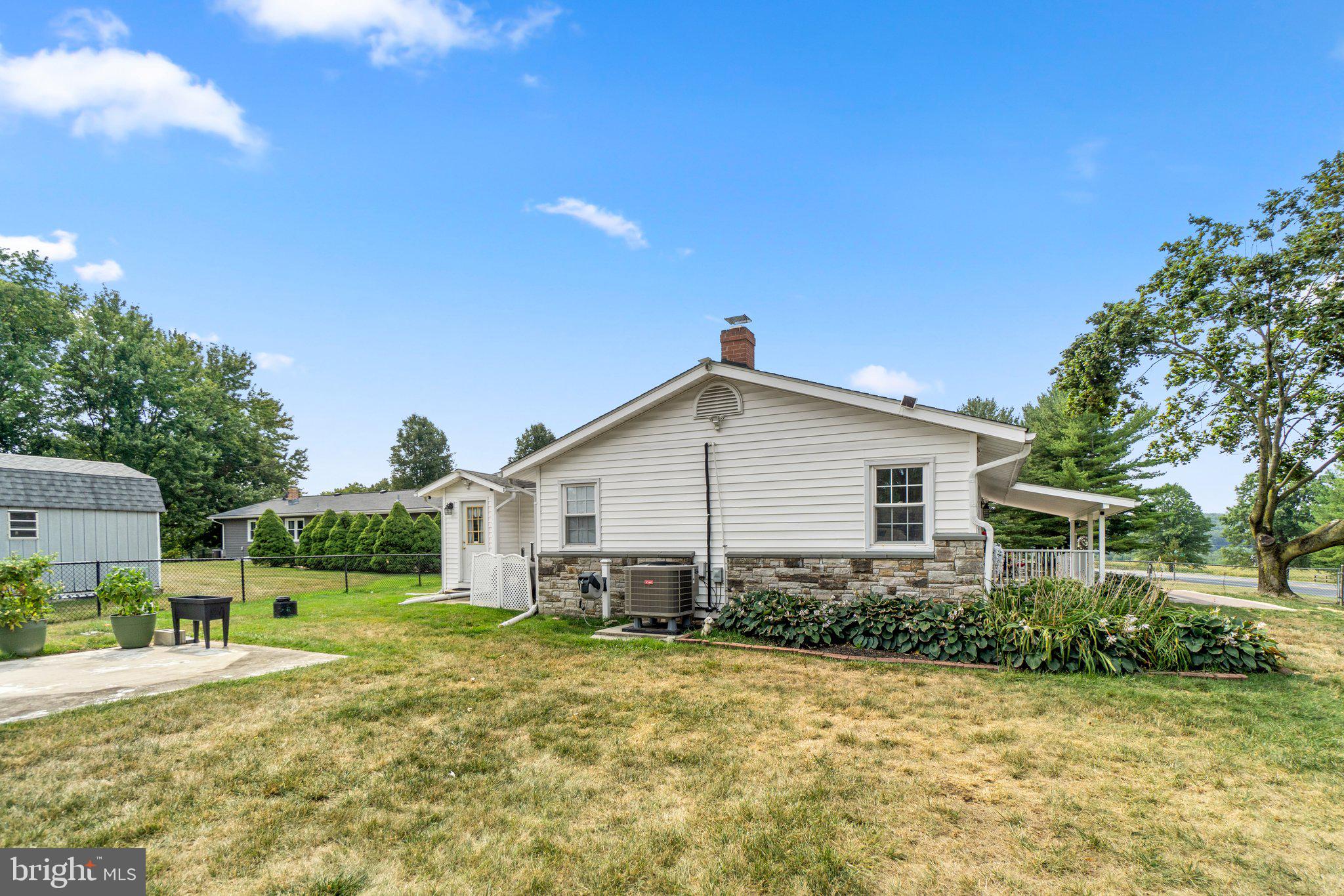 DARBY LUX - Residential