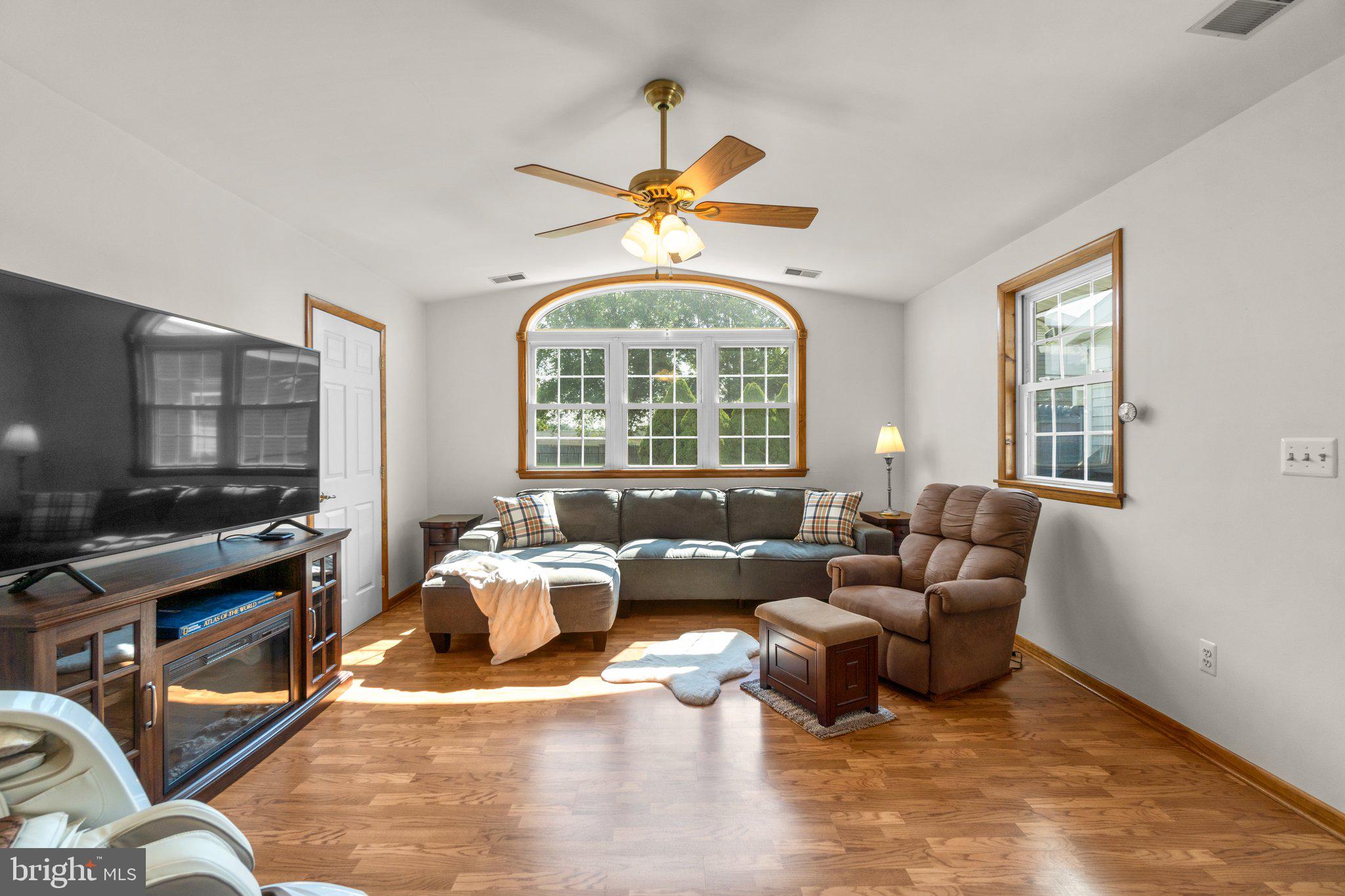 DARBY LUX - Residential