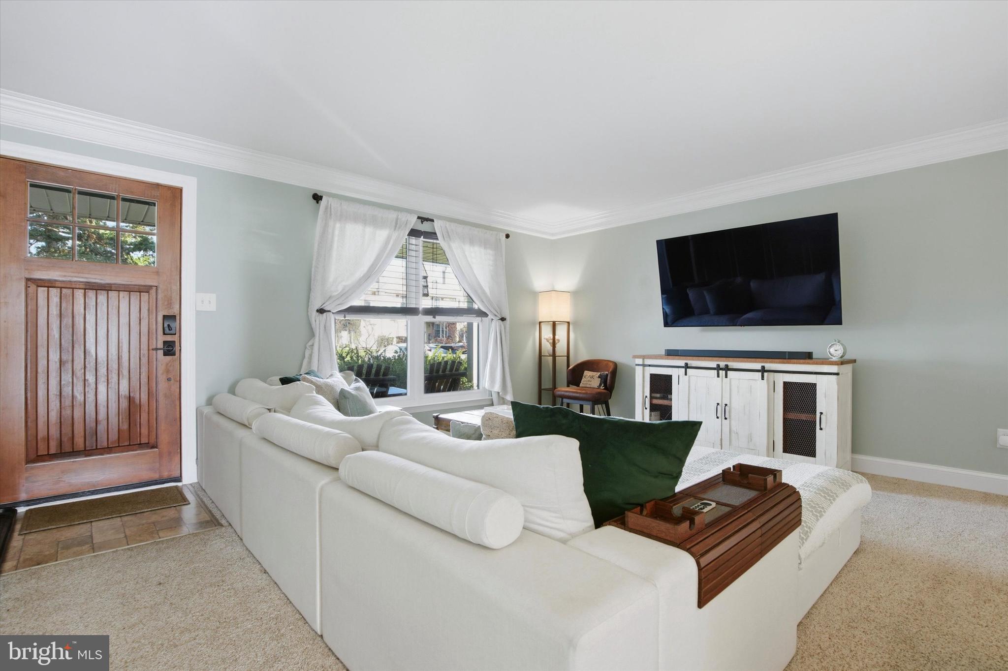 STRAWBERRY FIELDS - Residential