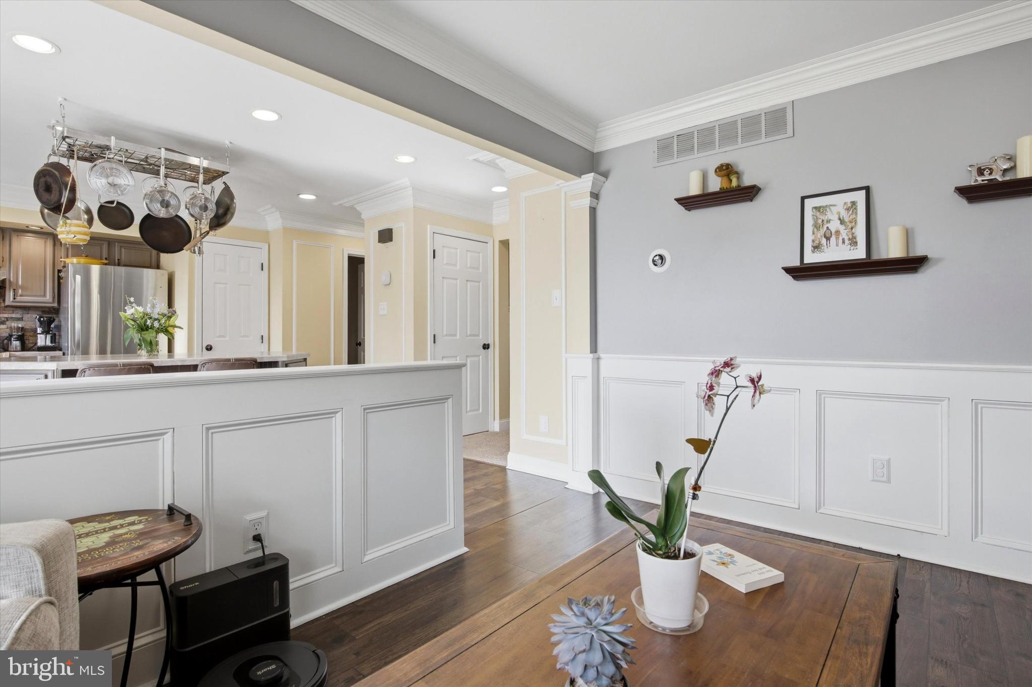 STRAWBERRY FIELDS - Residential
