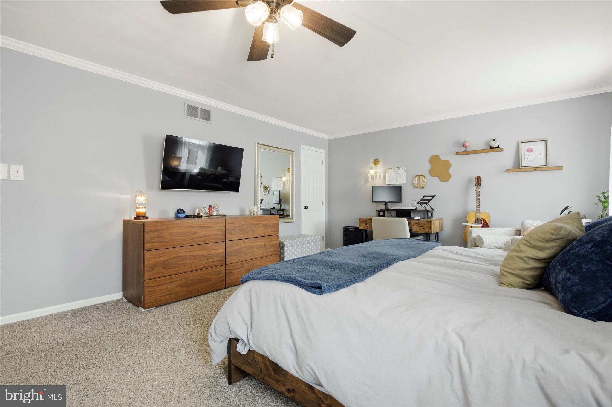 STRAWBERRY FIELDS - Residential