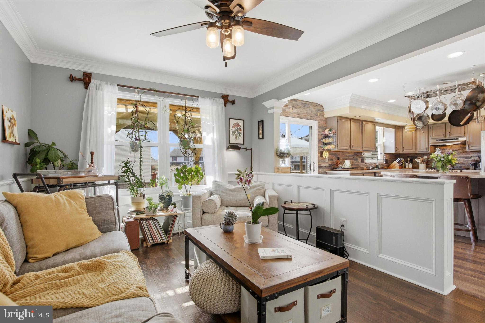 STRAWBERRY FIELDS - Residential