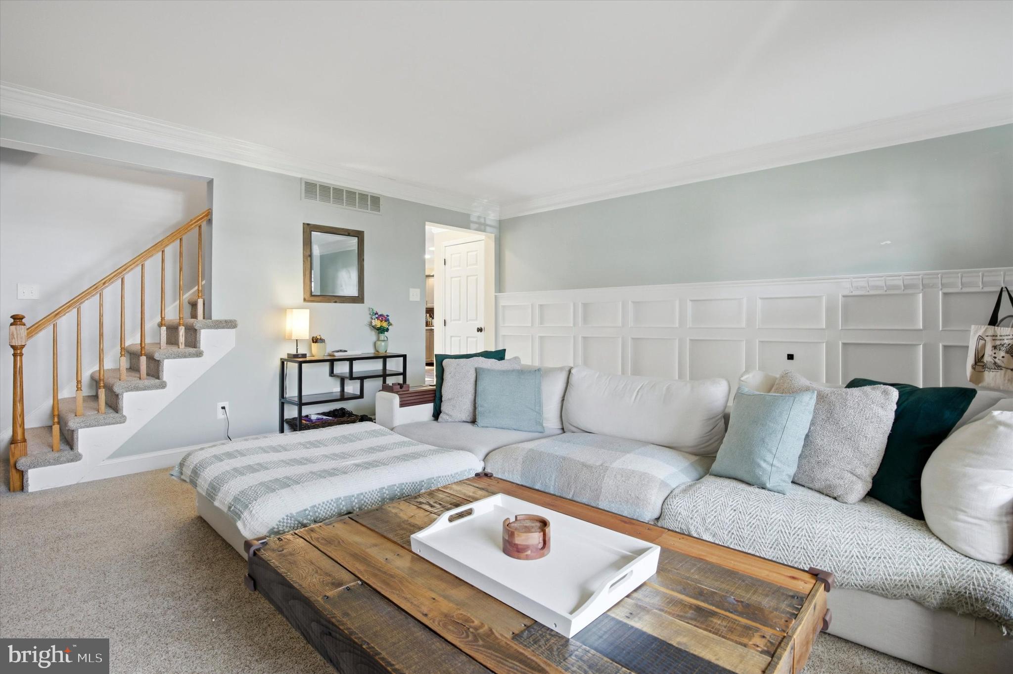STRAWBERRY FIELDS - Residential