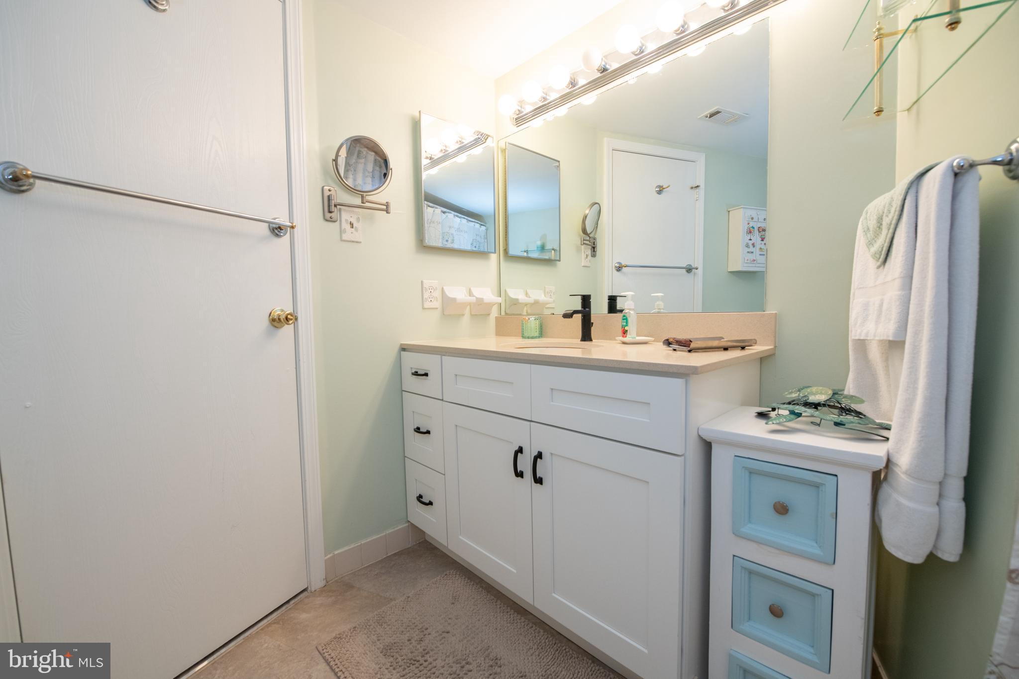 STEAMBOAT STATION - Residential