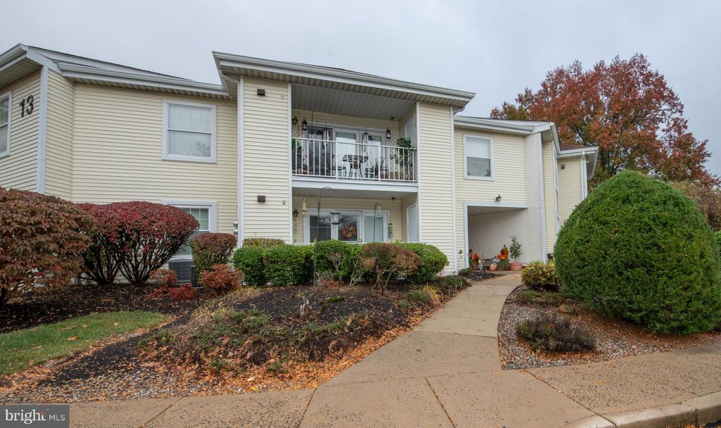 Photo of 1307 Steamboat Station, SOUTHAMPTON, PA 18966 (MLS # PABU2108370)