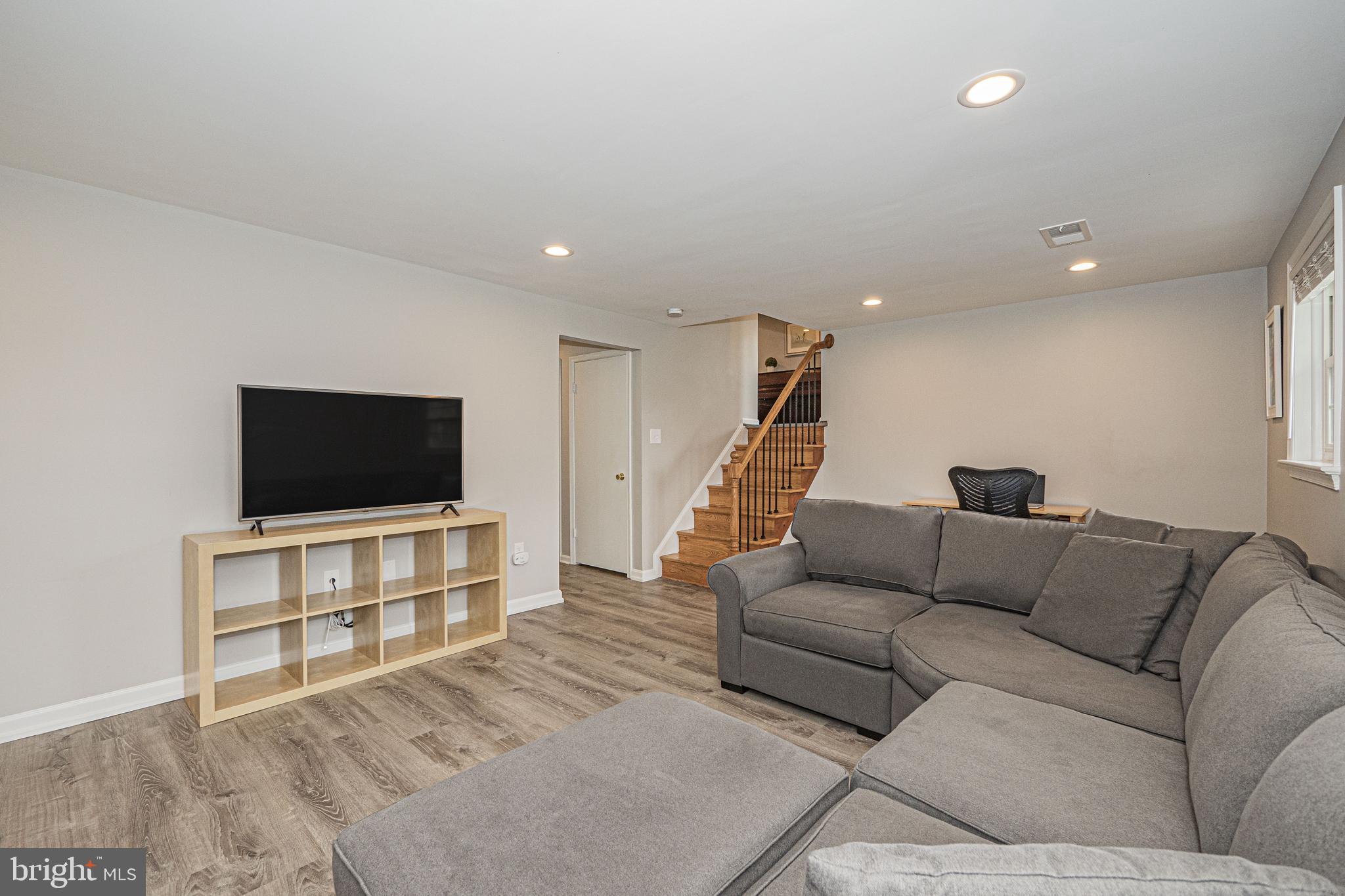 GARFIELD MANOR - Residential