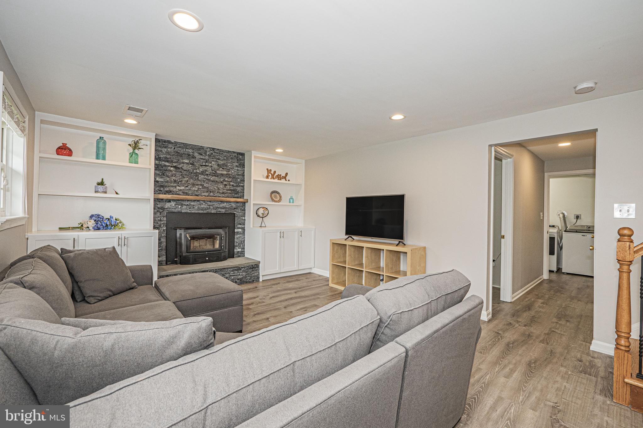 GARFIELD MANOR - Residential